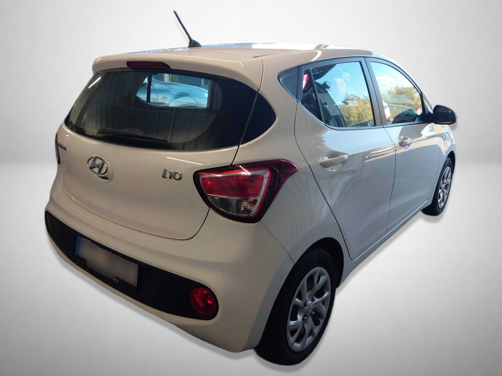 Hyundai i10, 1.0, ČR,1.maj, Serv.kniha - fotka 2