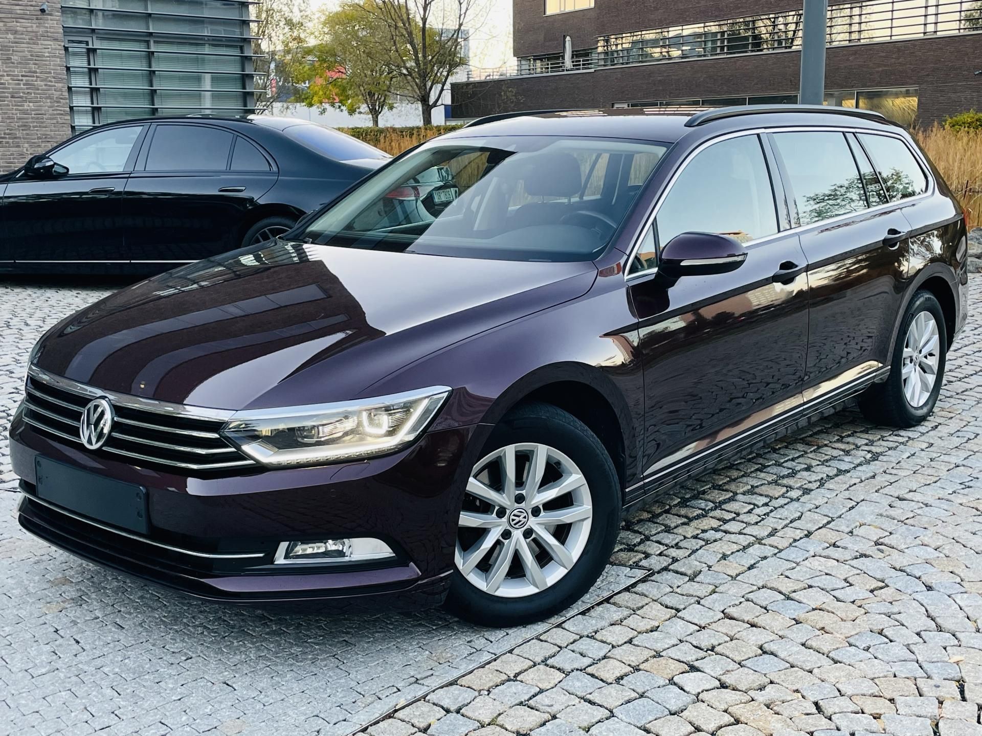 Volkswagen Passat, 1.4TSI AUT TAŽNÉ SERVISKA LED - fotka 2