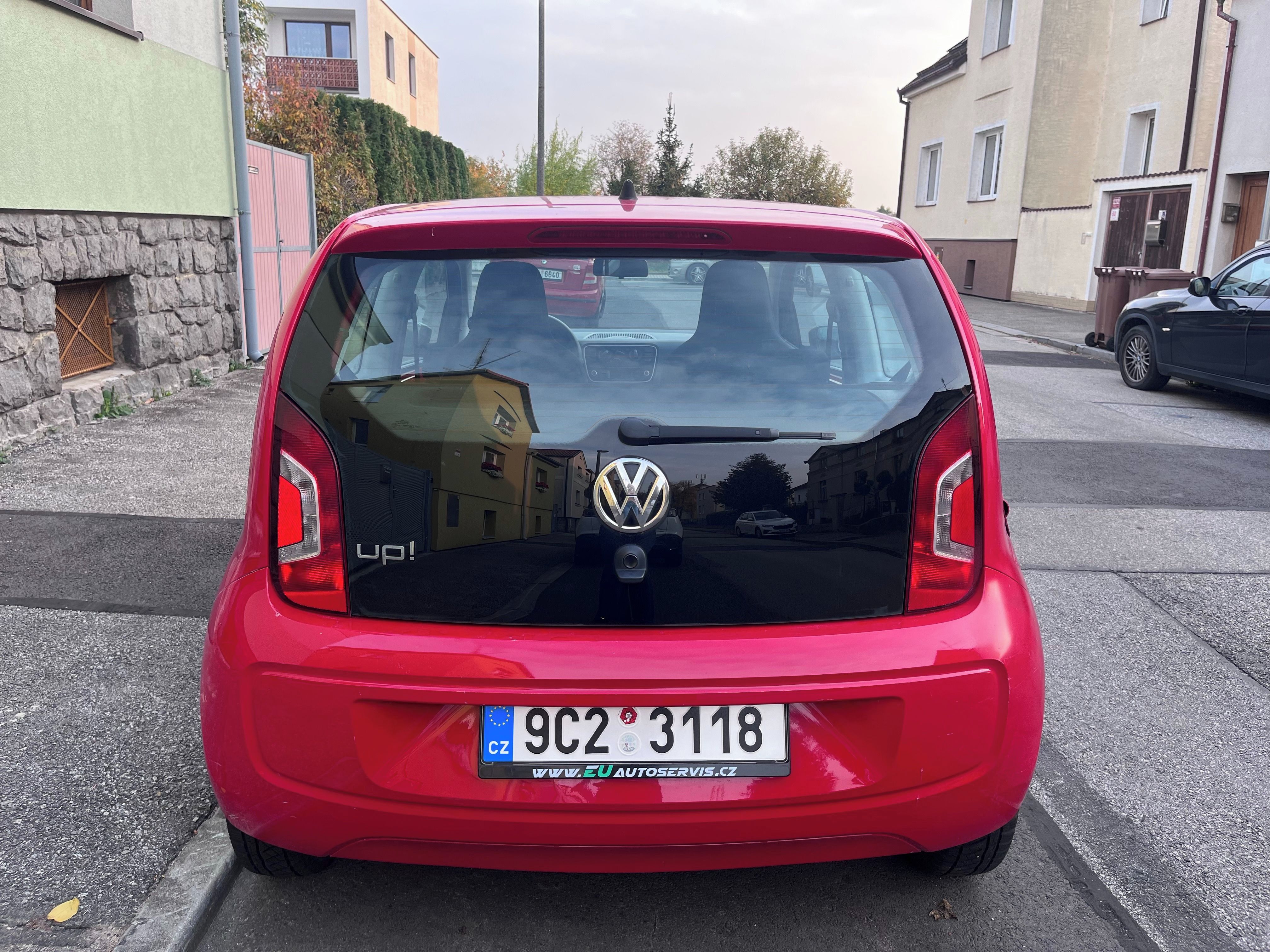 Volkswagen Up!, 1.0 MPI benzín (výkon 44 kW) - fotka 5