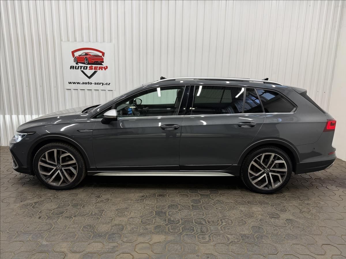 Volkswagen Golf, ALLTRACK 147KW 4M PANO IQ.LED - fotka 4