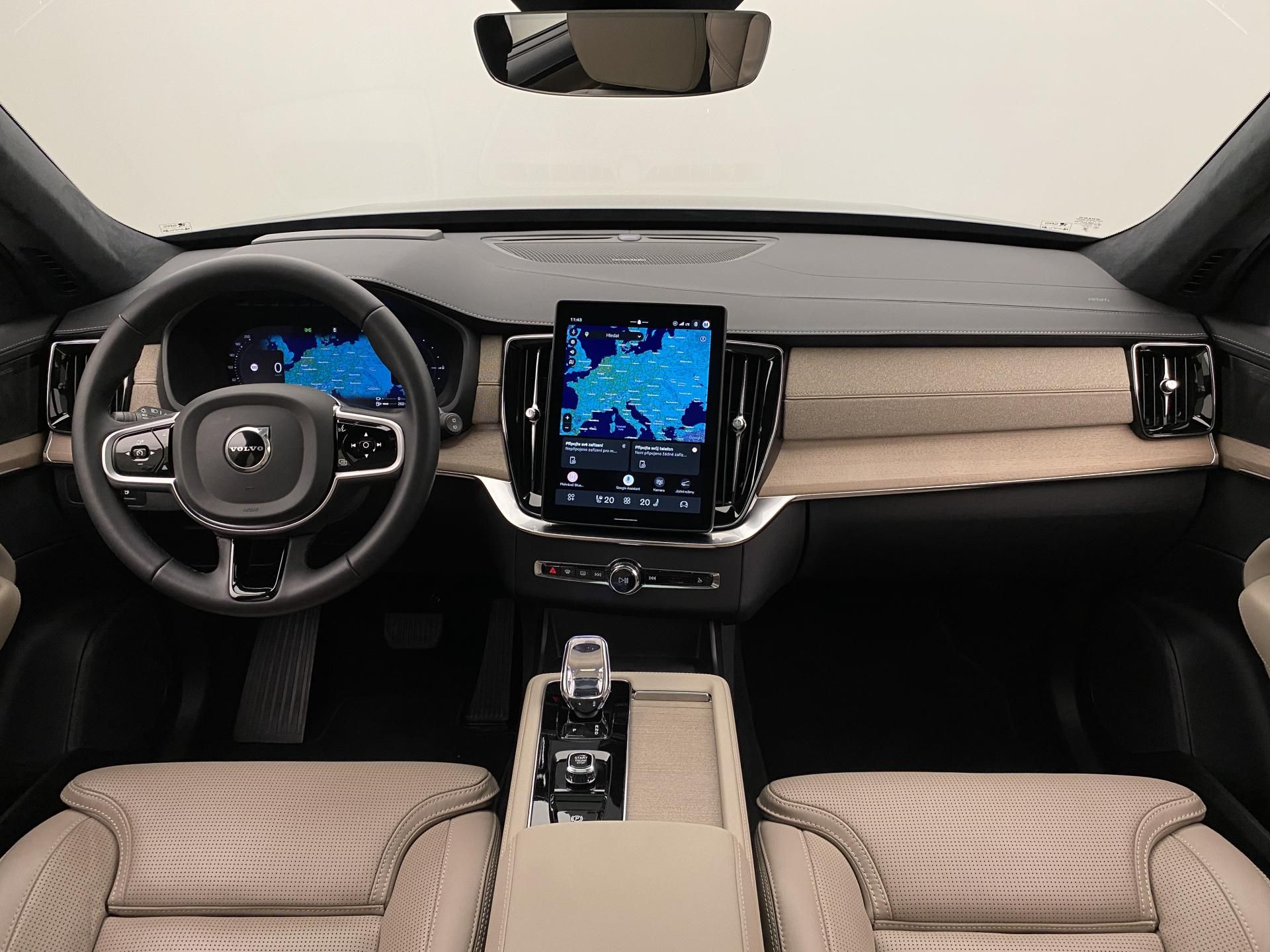 Volvo XC90, T8 AWD Plug-in DARK ULTRA - fotka 2