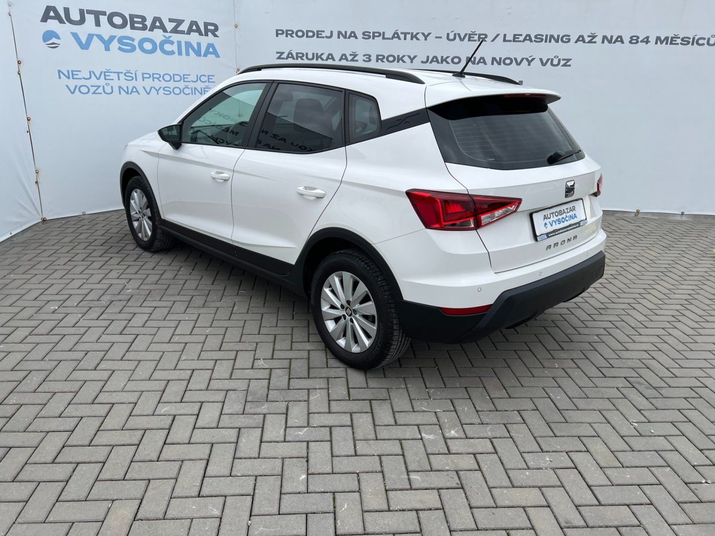 Seat Arona, 1.0 TSI 70kW! Style! PDC! - fotka 6
