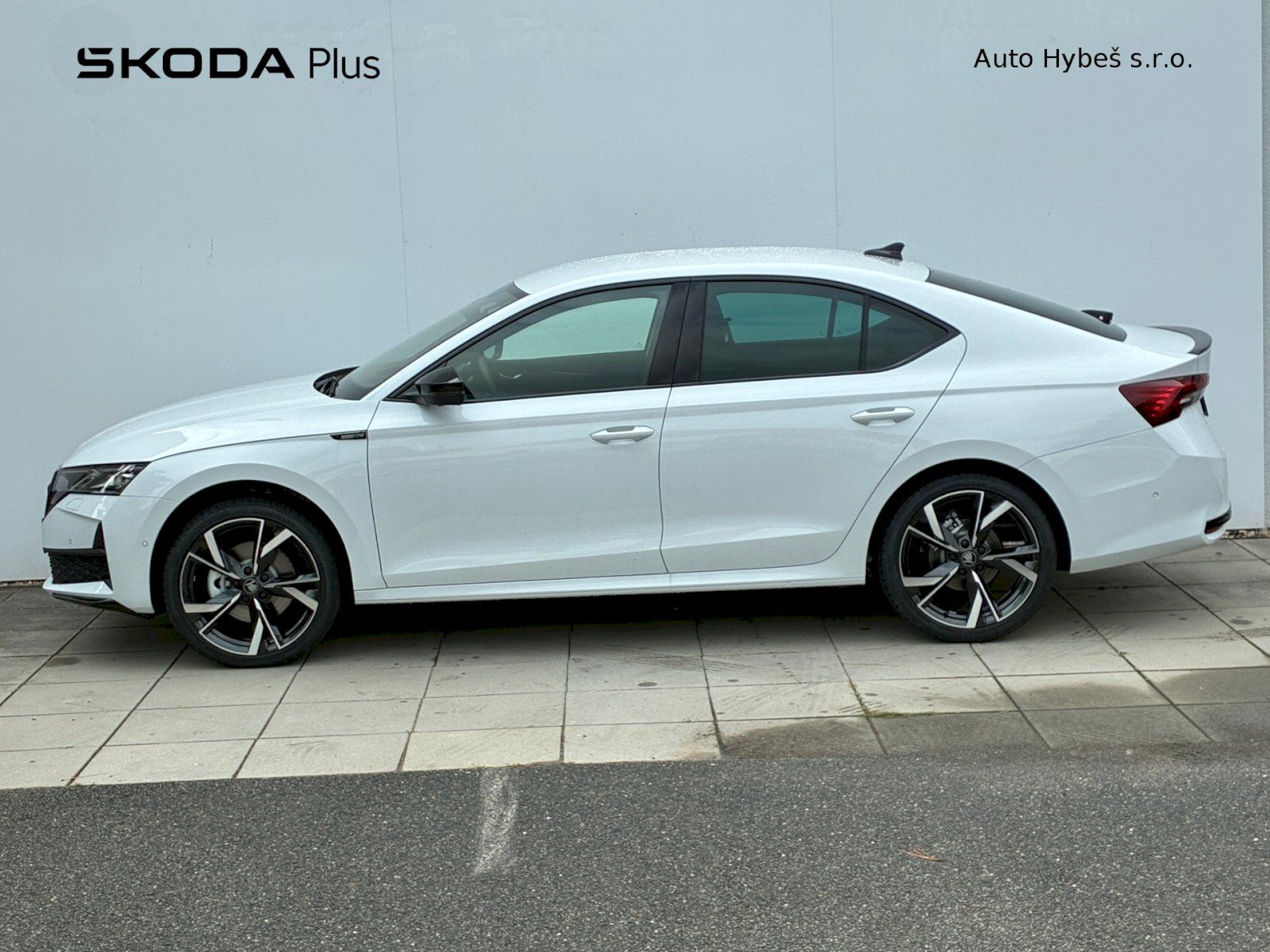 Škoda Octavia, 2,0 TDI / 110 kW Sportline DSG - fotka 3