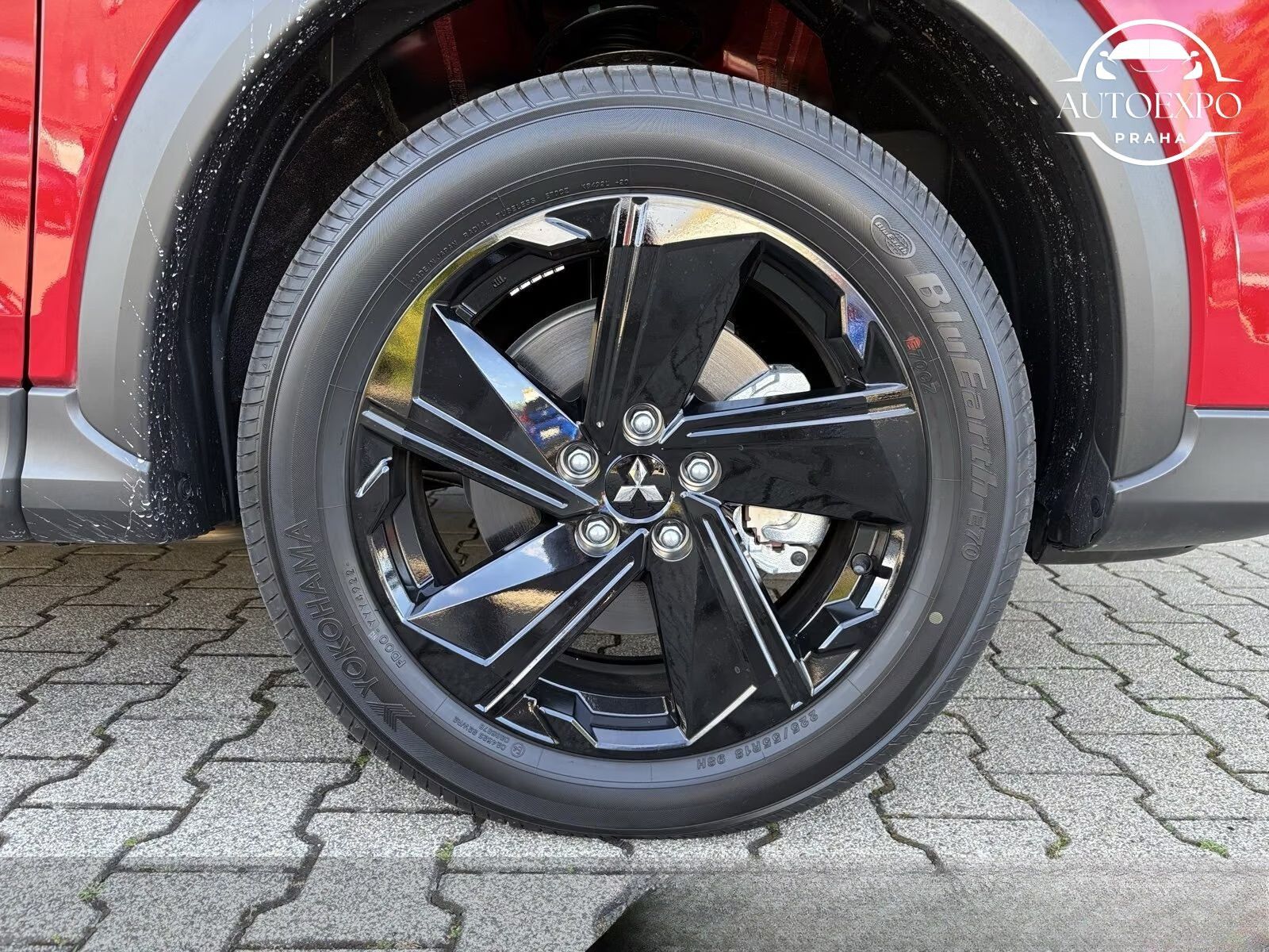 Mitsubishi Eclipse Cross, 2.4 MIVEC SELECT Black Navi/* - fotka 6