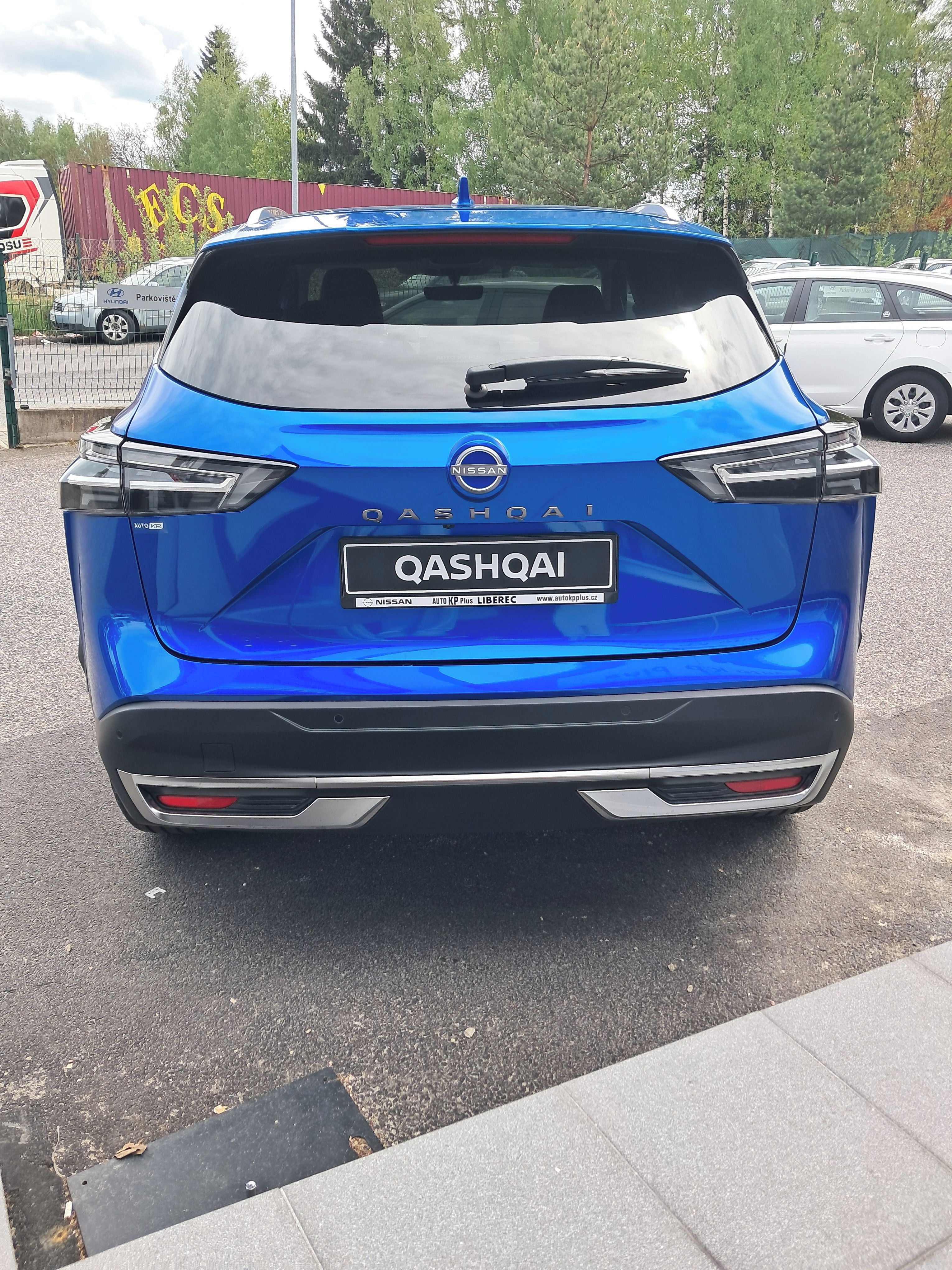 Nissan Qashqai, 1,3 DIG-T 158k AT N-CONNECTA - fotka 6