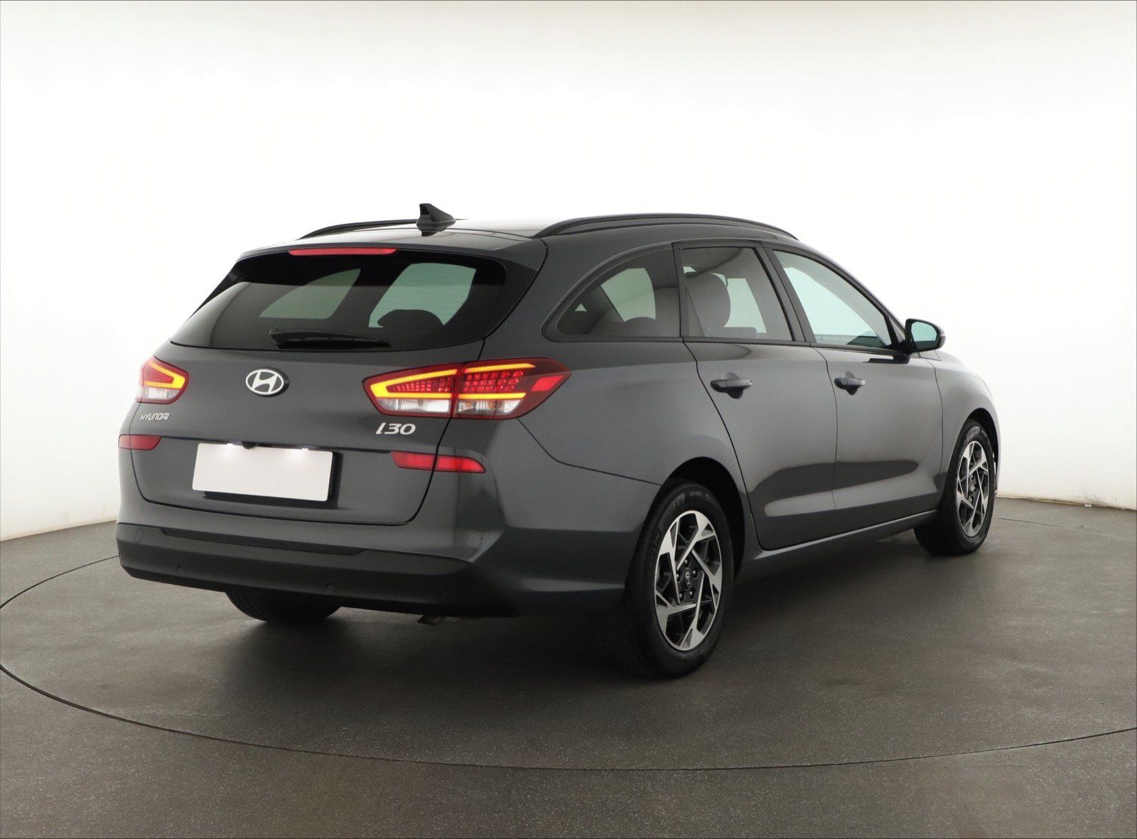 Hyundai i30, 1.0 T-GDI, Family, ČR,1.maj - fotka 5