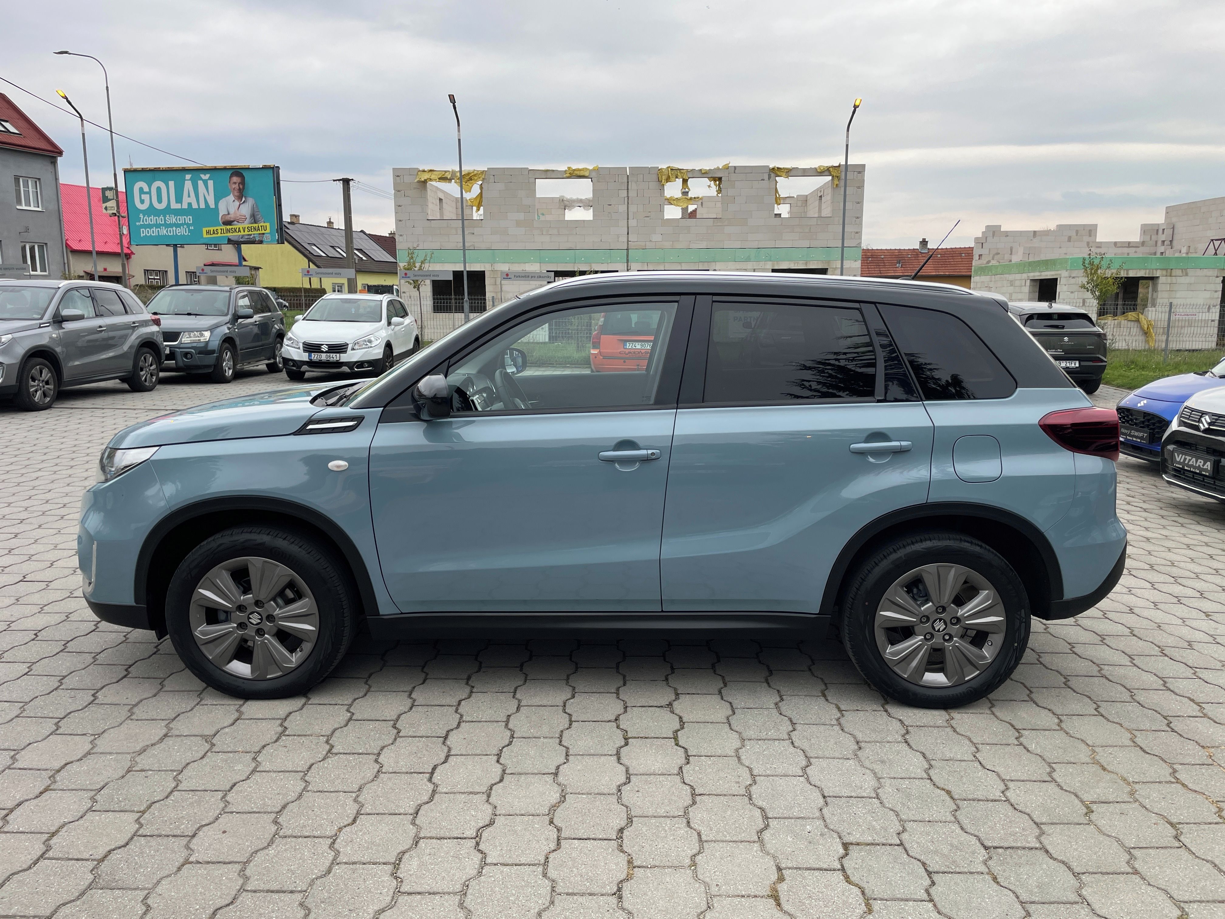 Suzuki Vitara, 1.4 BoosterJet Premium 4x4 - fotka 6