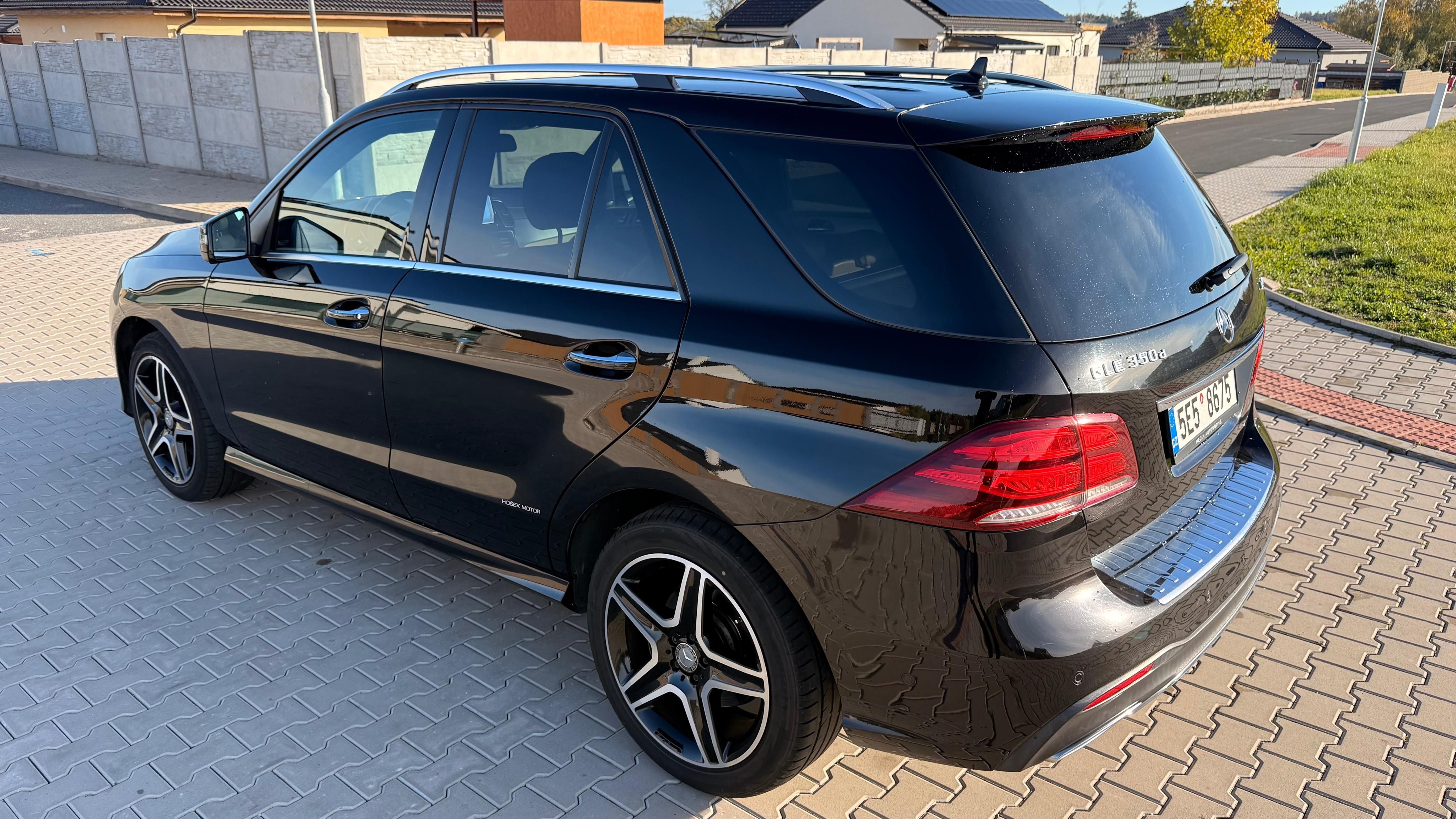 Mercedes-Benz GLE, 350d 4-MATIC,AMG,EXTRA VYB.CZ - fotka 4