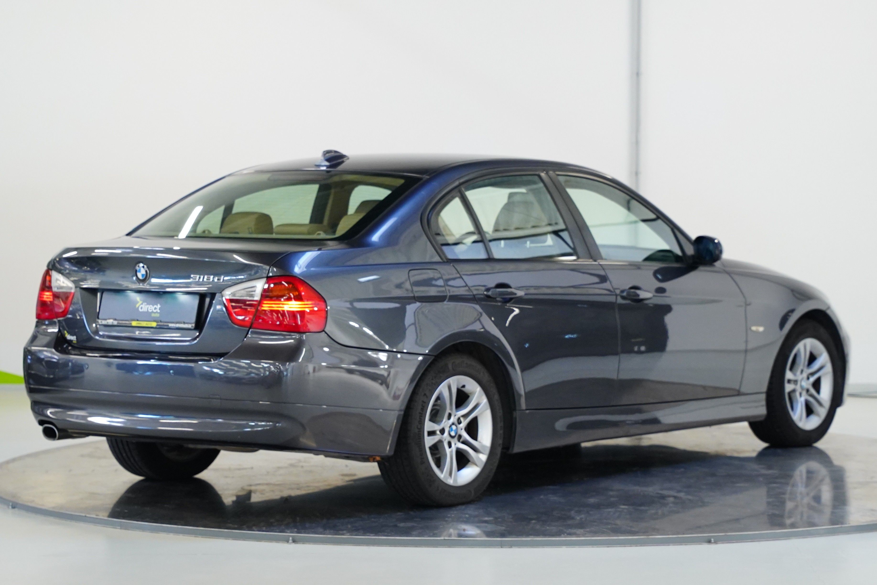BMW Řada 3, 2.0D 105kW - fotka 2