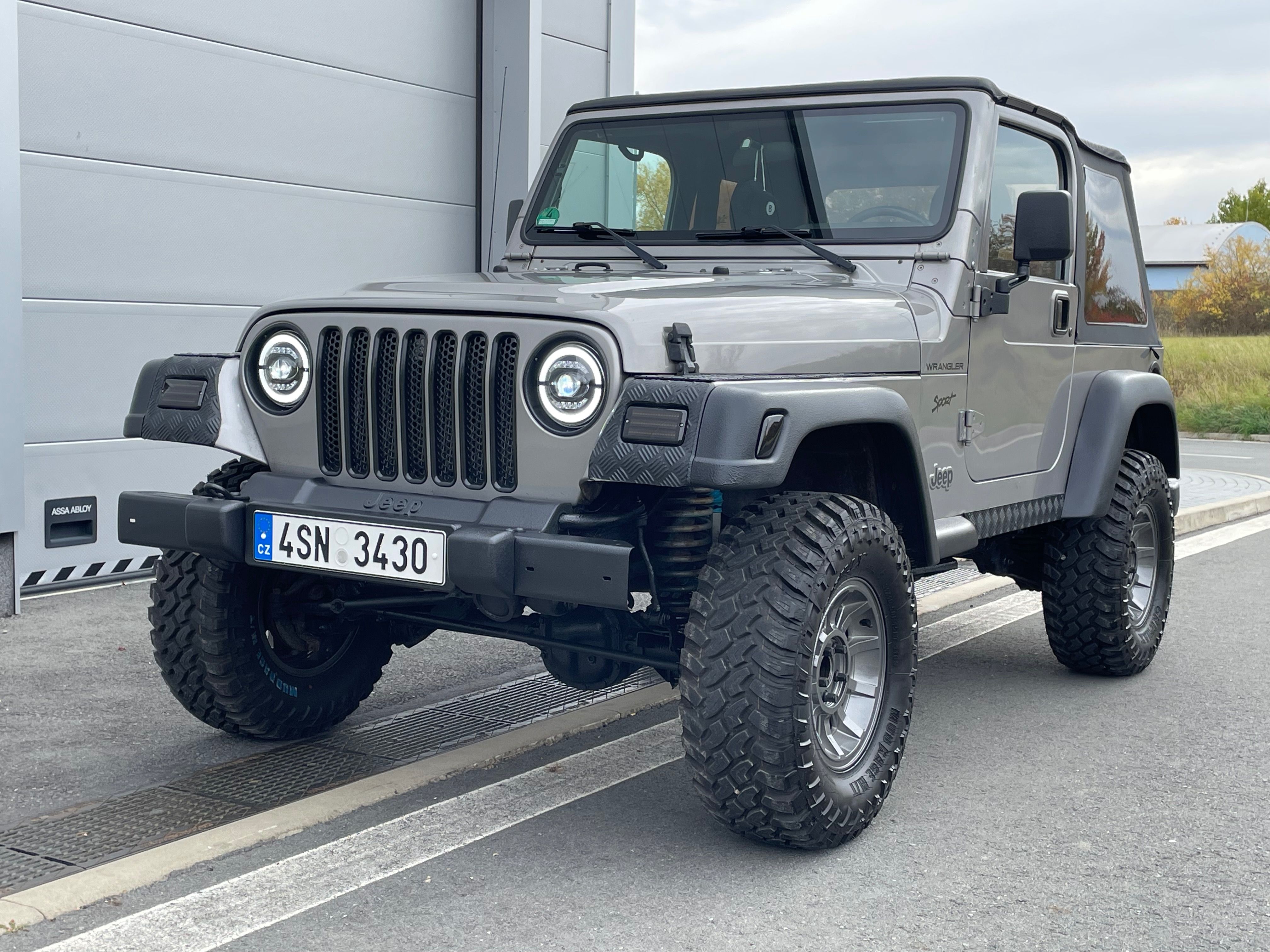 Jeep Wrangler, TJ 2.5i 87kW