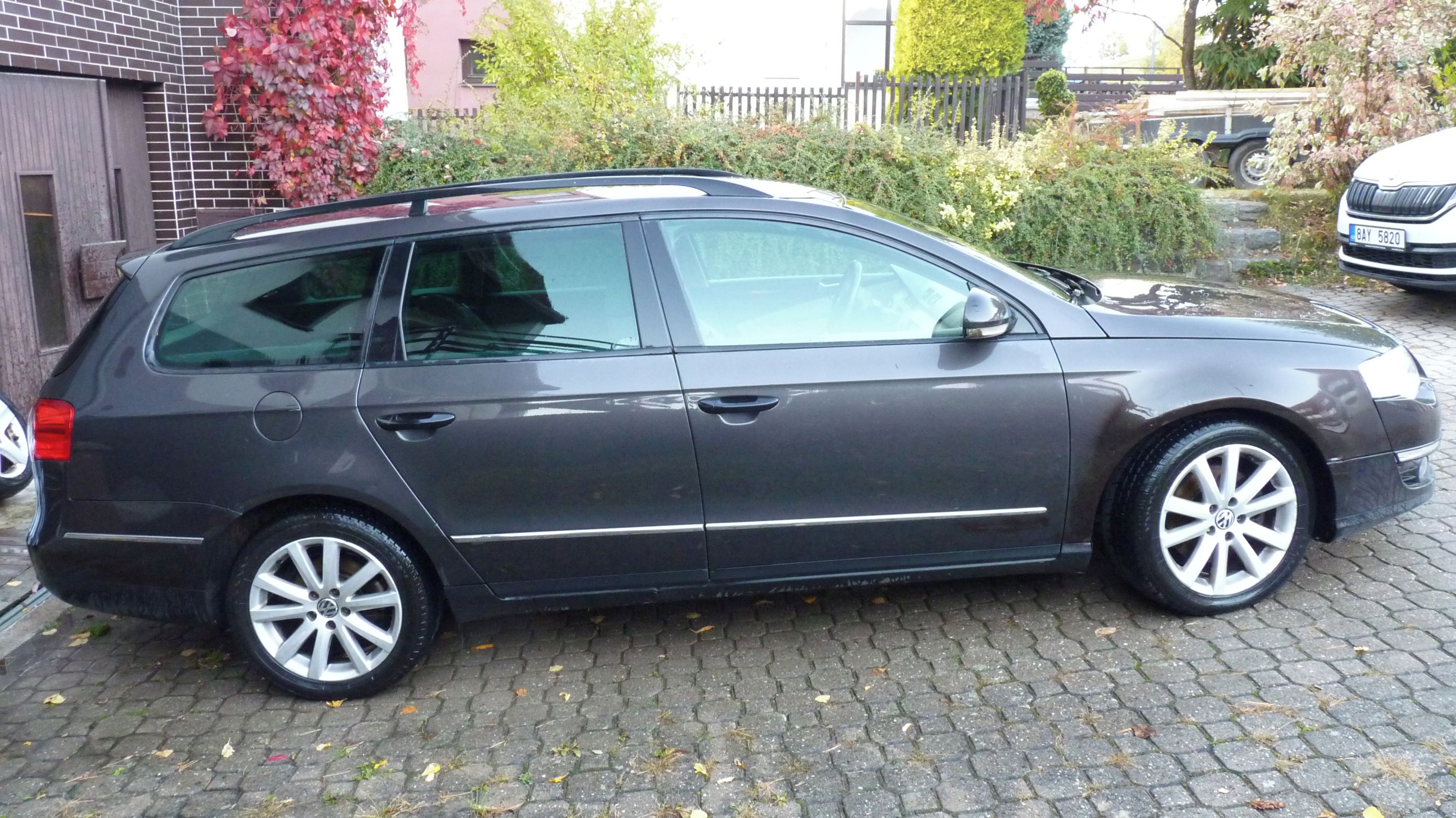 Volkswagen Passat Variant, tažné zařízení - fotka 2
