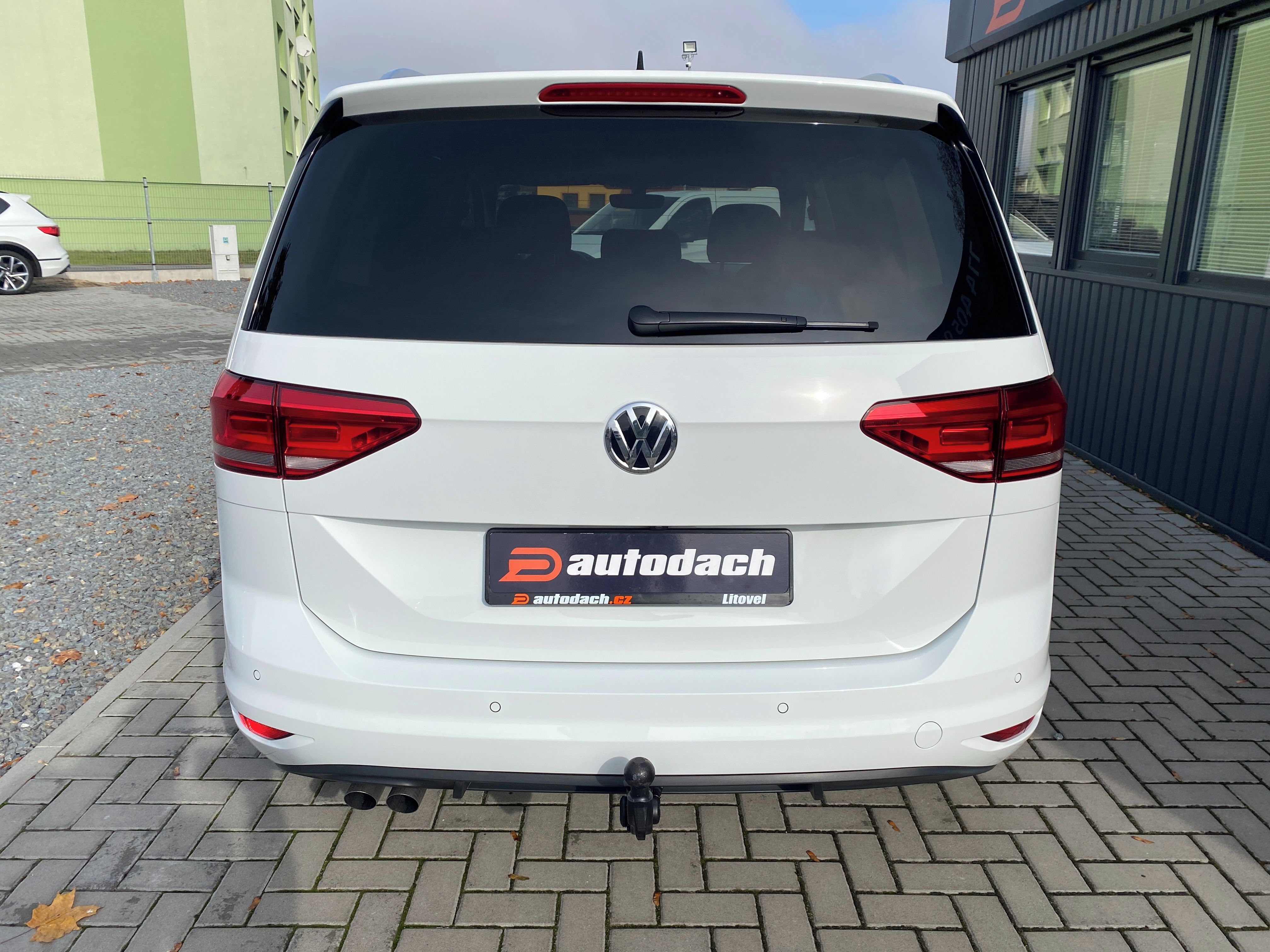 Volkswagen Touran, 1.4 TSI 110kW-HIGHLINE - DSG - fotka 4