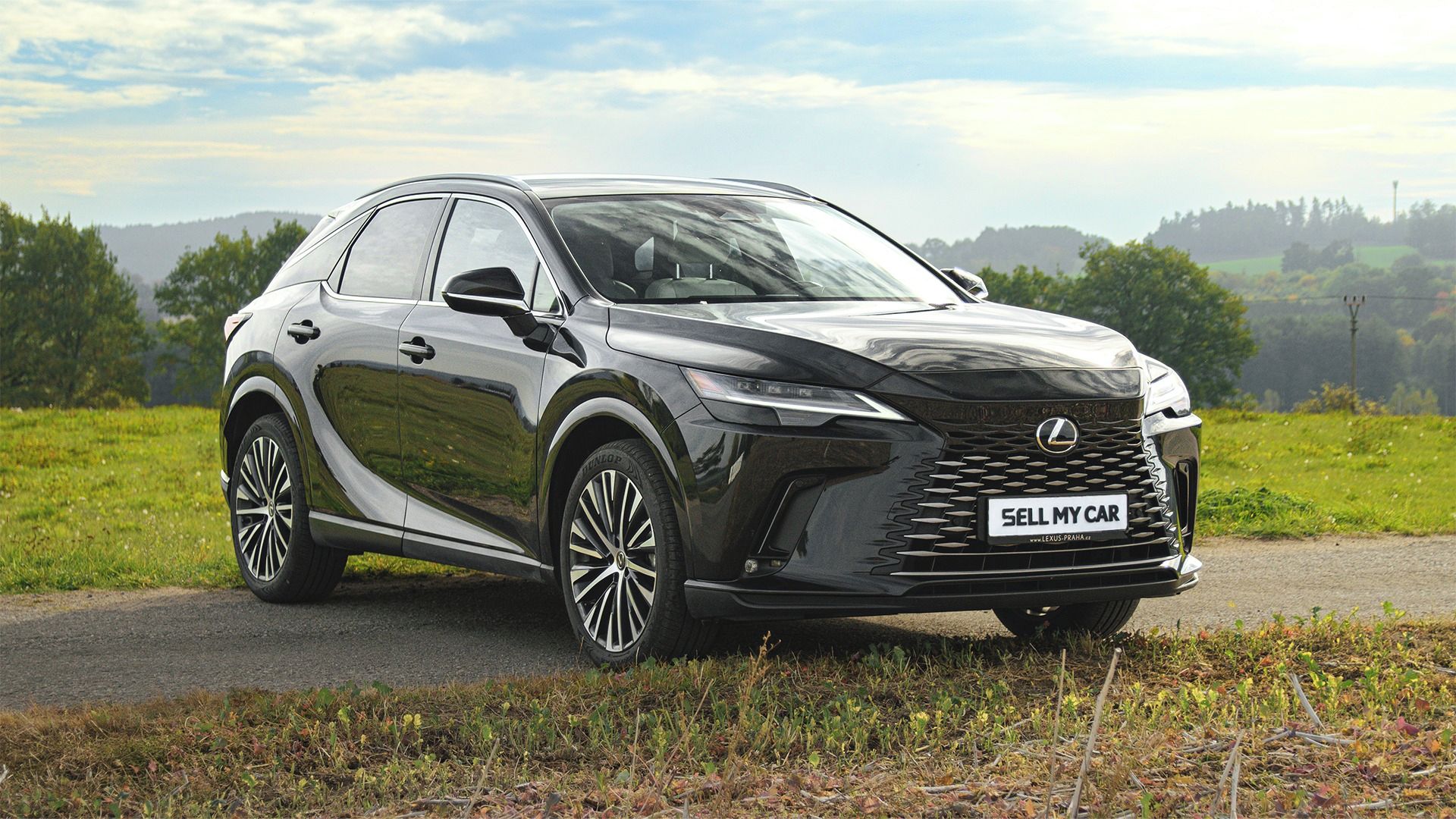Lexus RX, 350H AWD 2,5/140kW ČR 1.Maj - fotka 3