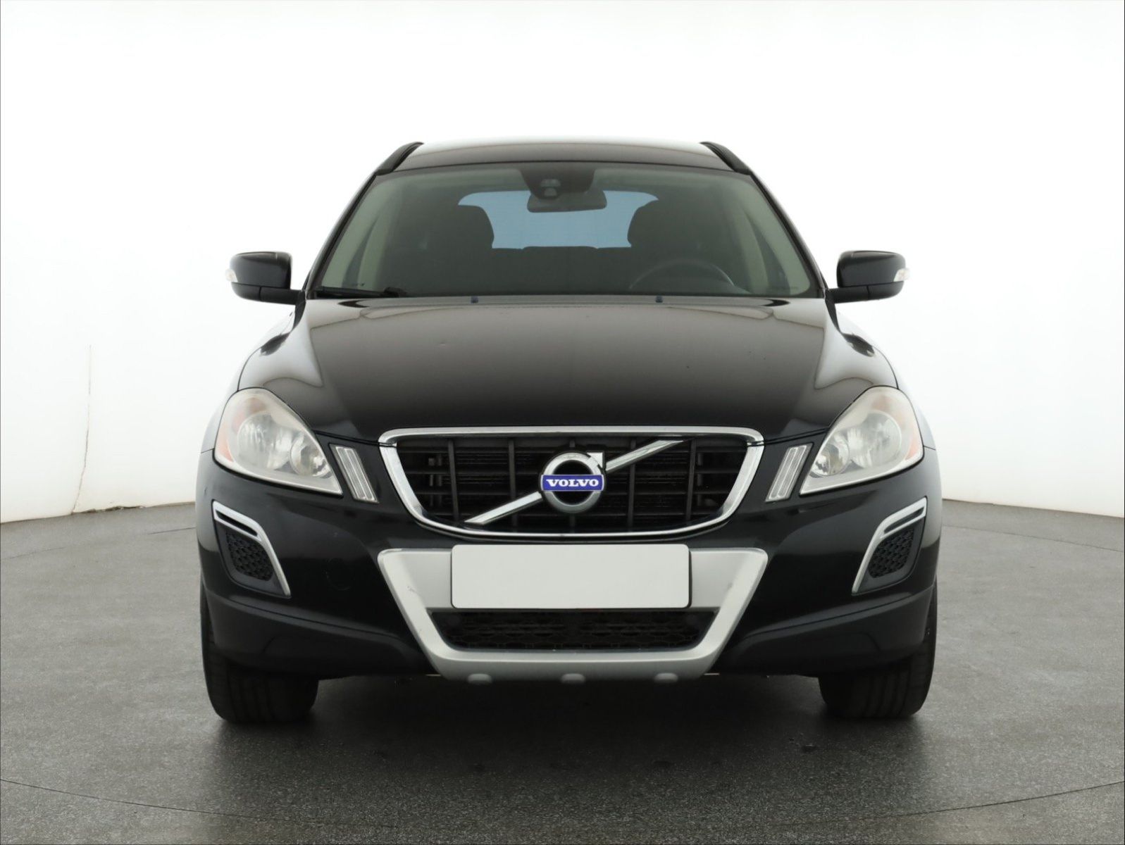 Volvo XC60, DRIVe, Automatická klima - fotka 2