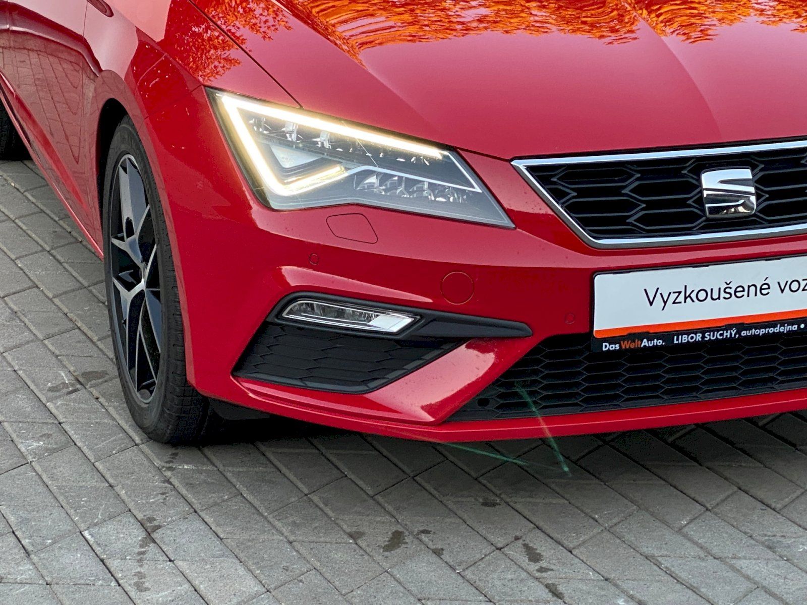 Seat Leon, FR 1.5 TSI 130k 6M - fotka 6