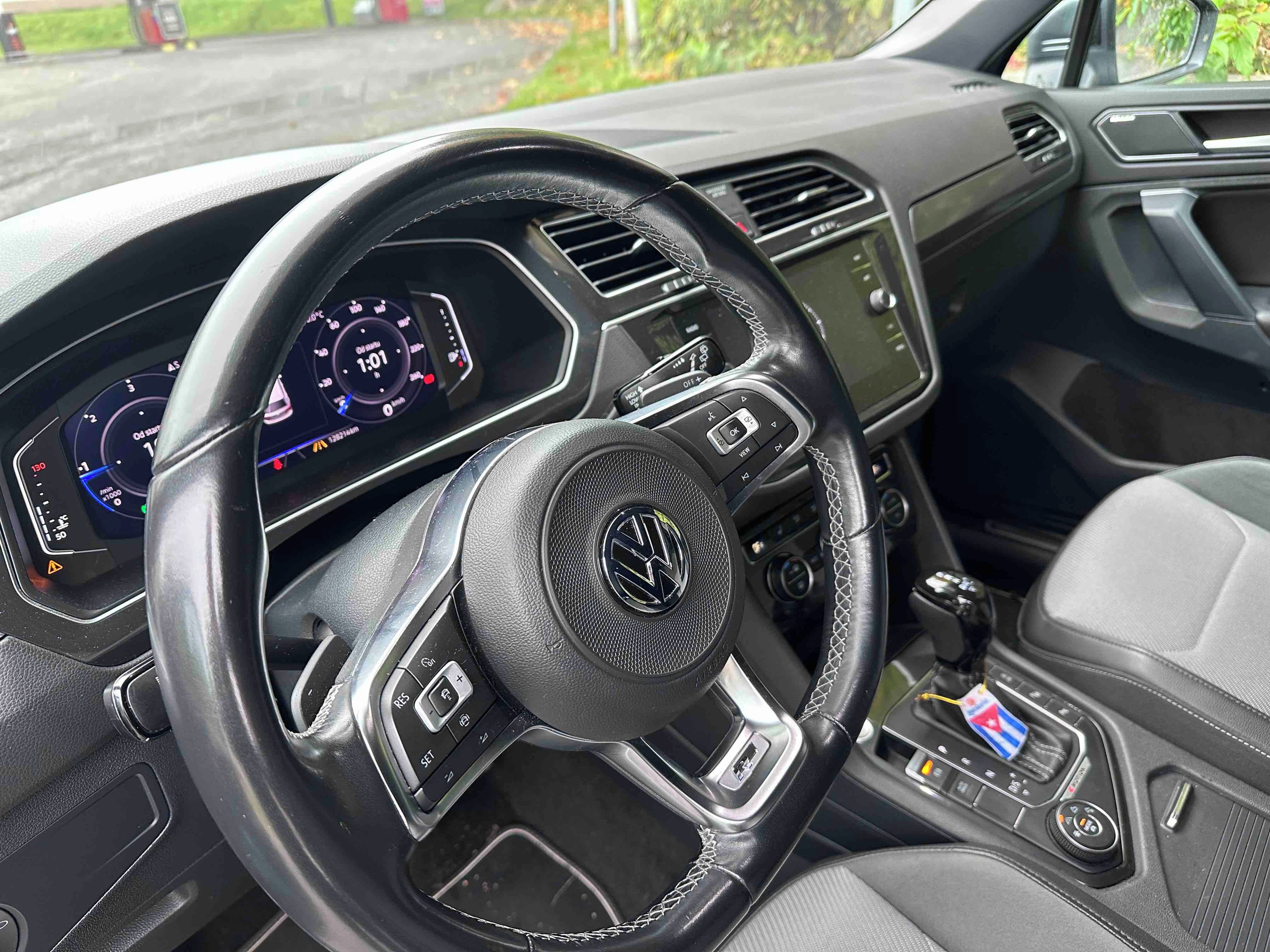 Volkswagen Tiguan, 2.0 BiTDi 176kw 4Motion R-Line - fotka 6