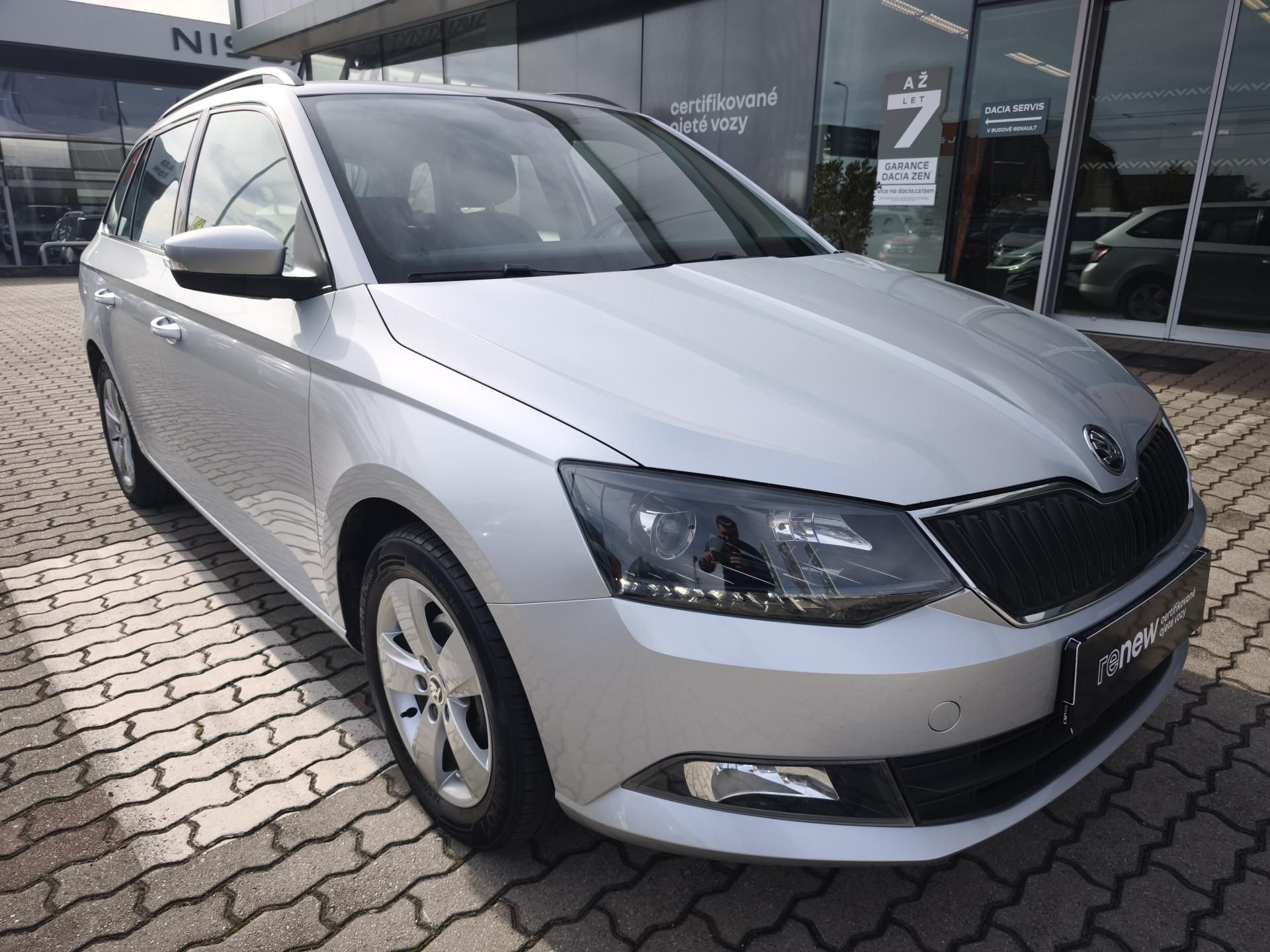 Škoda Fabia, 2018 ČR 1.0 TSI 70kW Style - fotka 2