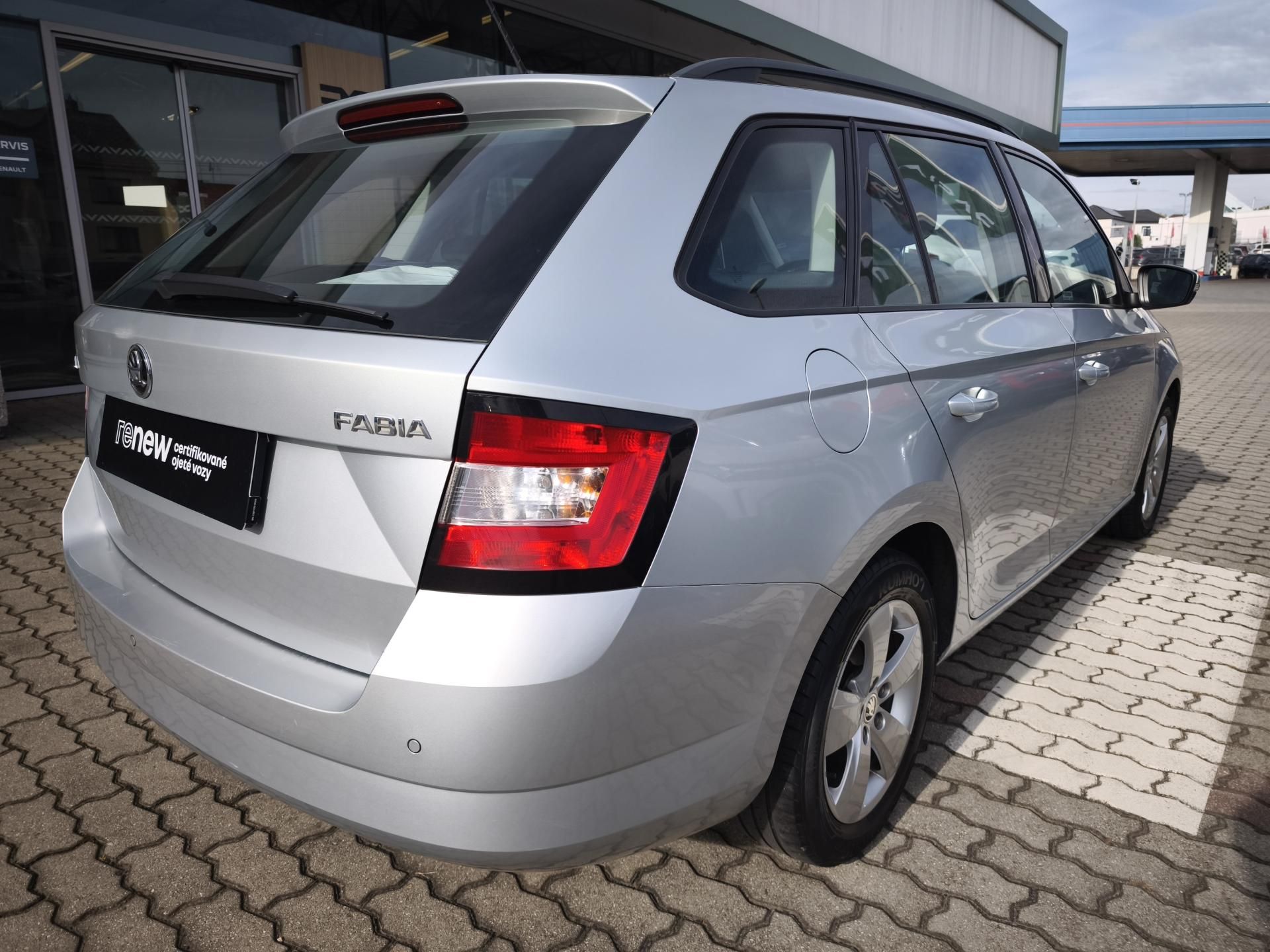 Škoda Fabia, 2018 ČR 1.0 TSI 70kW Style - fotka 5