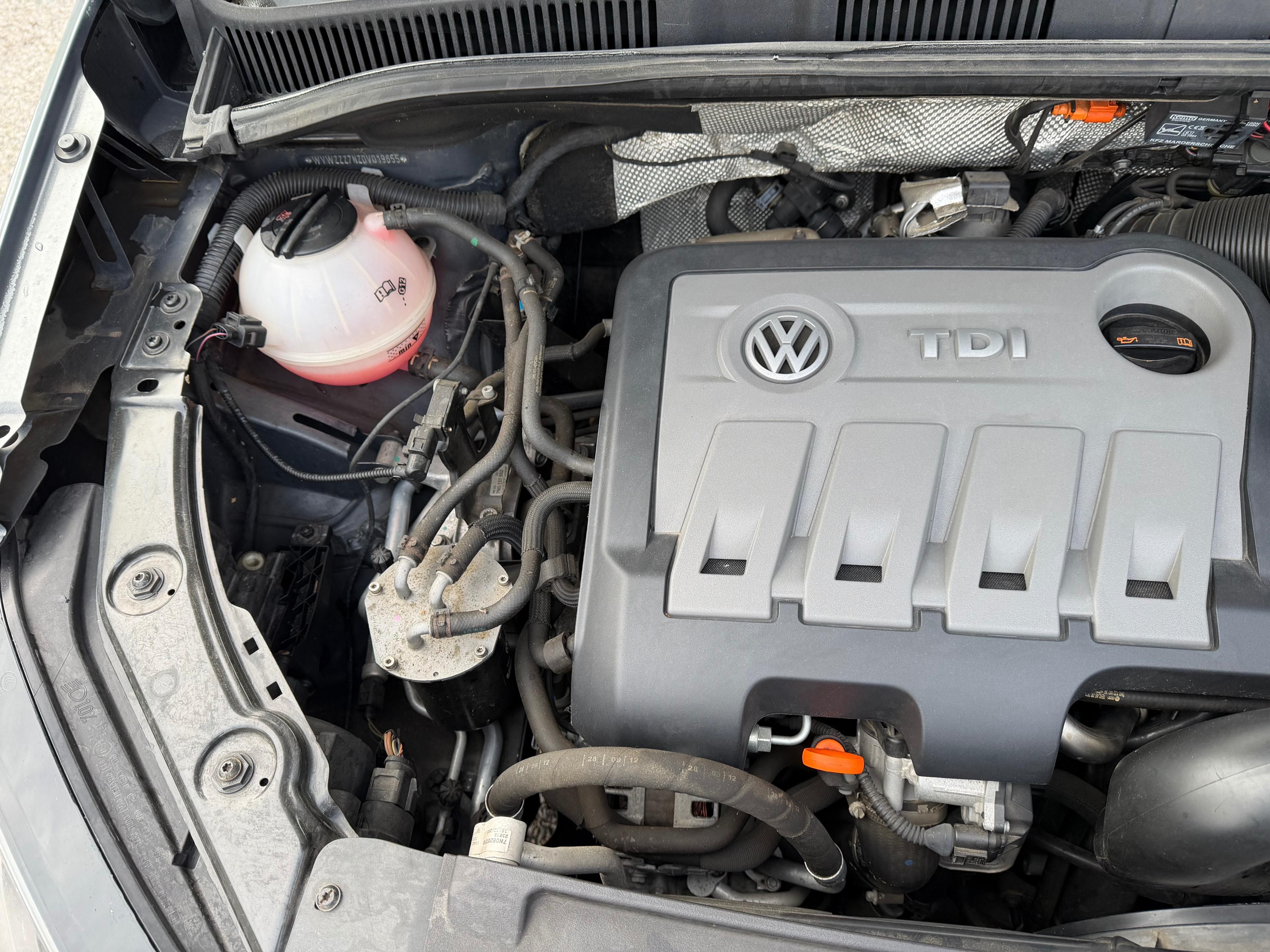 Volkswagen Sharan, VW Sharan 2.0 TDI 103kw 4x4 - fotka 5