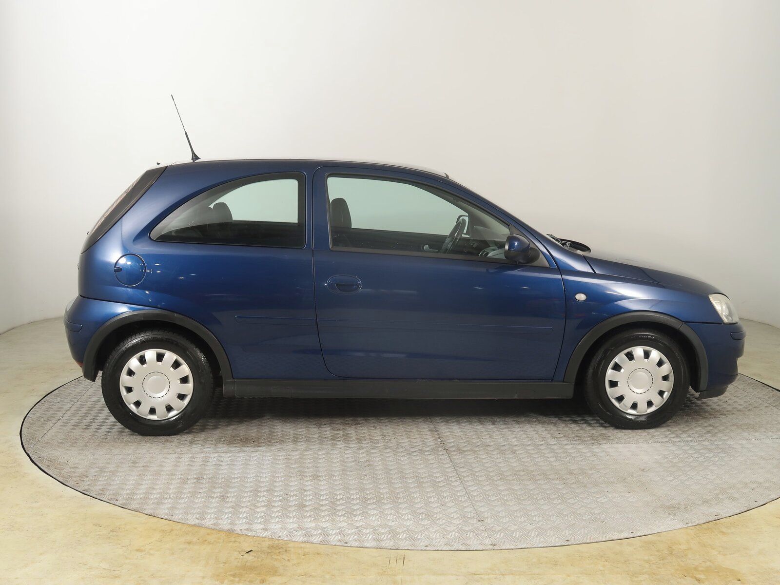 Opel Corsa, 1.2, po STK, Klima, dobrý stav - fotka 6