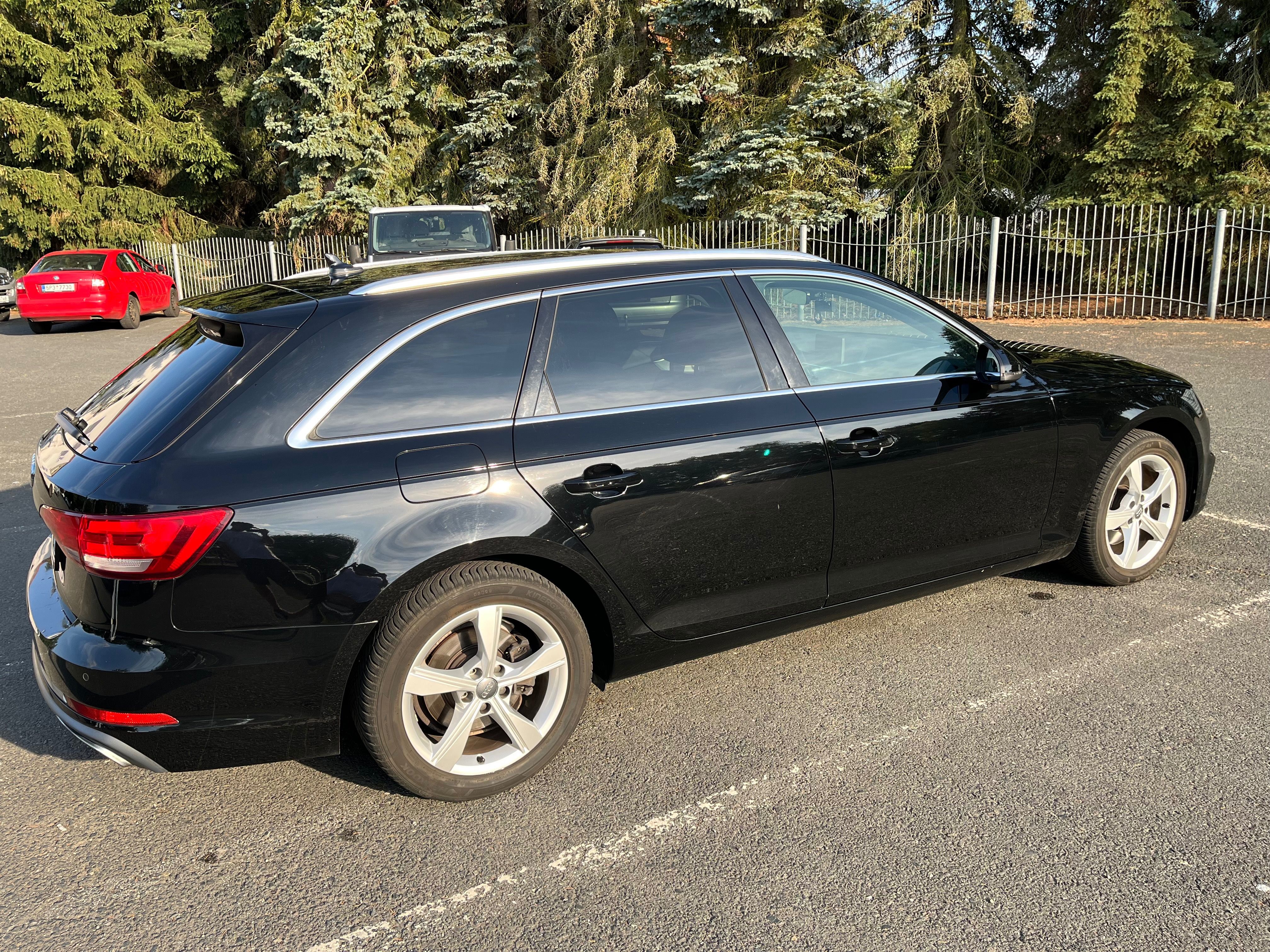 Audi A4 Avant, Audi A4 Avant 2.0 TFSI 140 kW - fotka 5