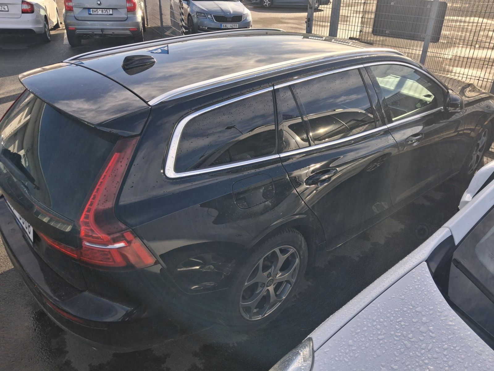 Volvo V60, D3 2.0, Kůže, Navi - fotka 2