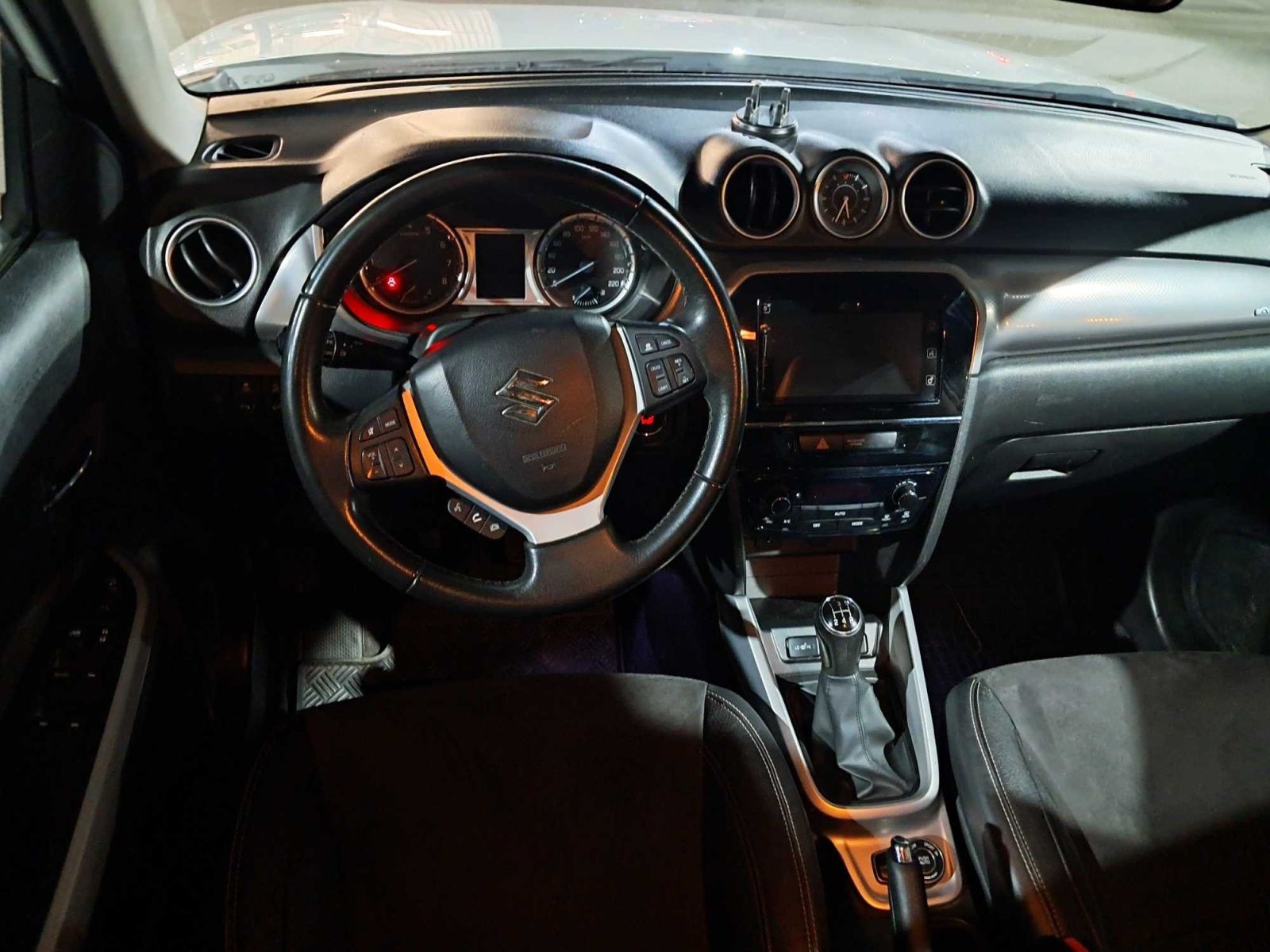 Suzuki Vitara, 1.6 VVT, 4X4, Serv.kniha - fotka 3