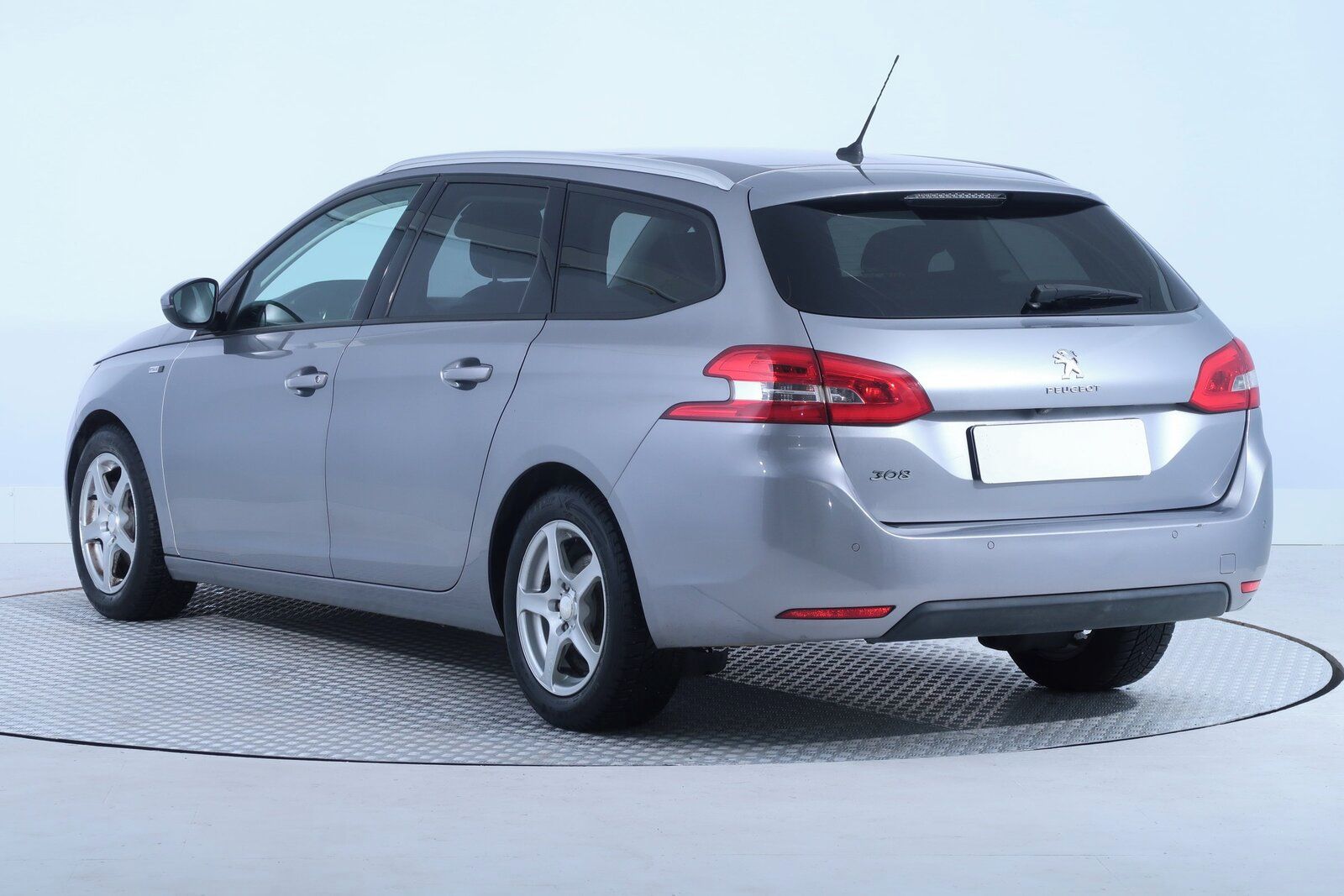 Peugeot 308, 1.6 BlueHDi, Automat - fotka 4