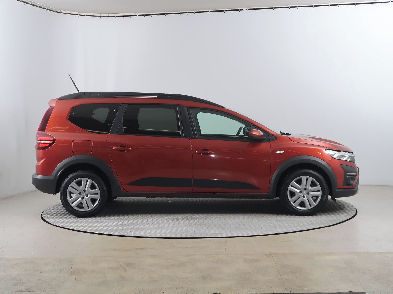 Dacia Jogger, 1.0 TCe, 7 míst, Serv.kniha - fotka 6