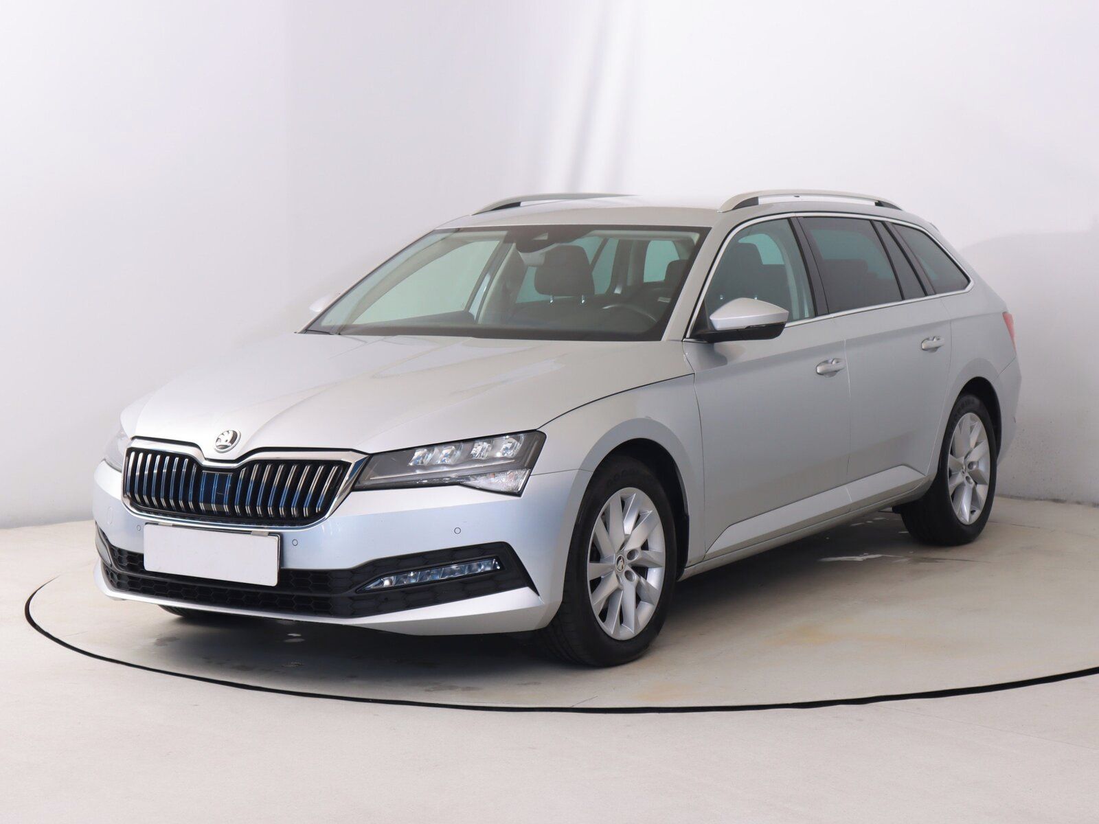 Škoda Superb, 1.5 TSI, Ambition, Automat - fotka 2