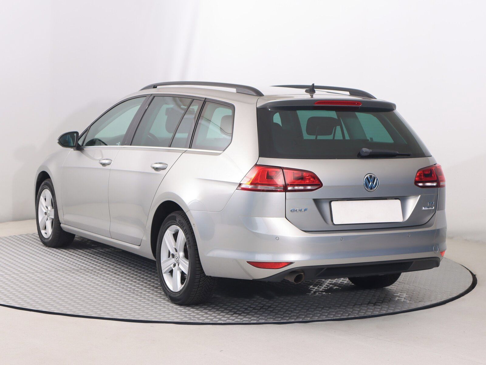 Volkswagen Golf, 1.2 TSI, Comfortline - fotka 4