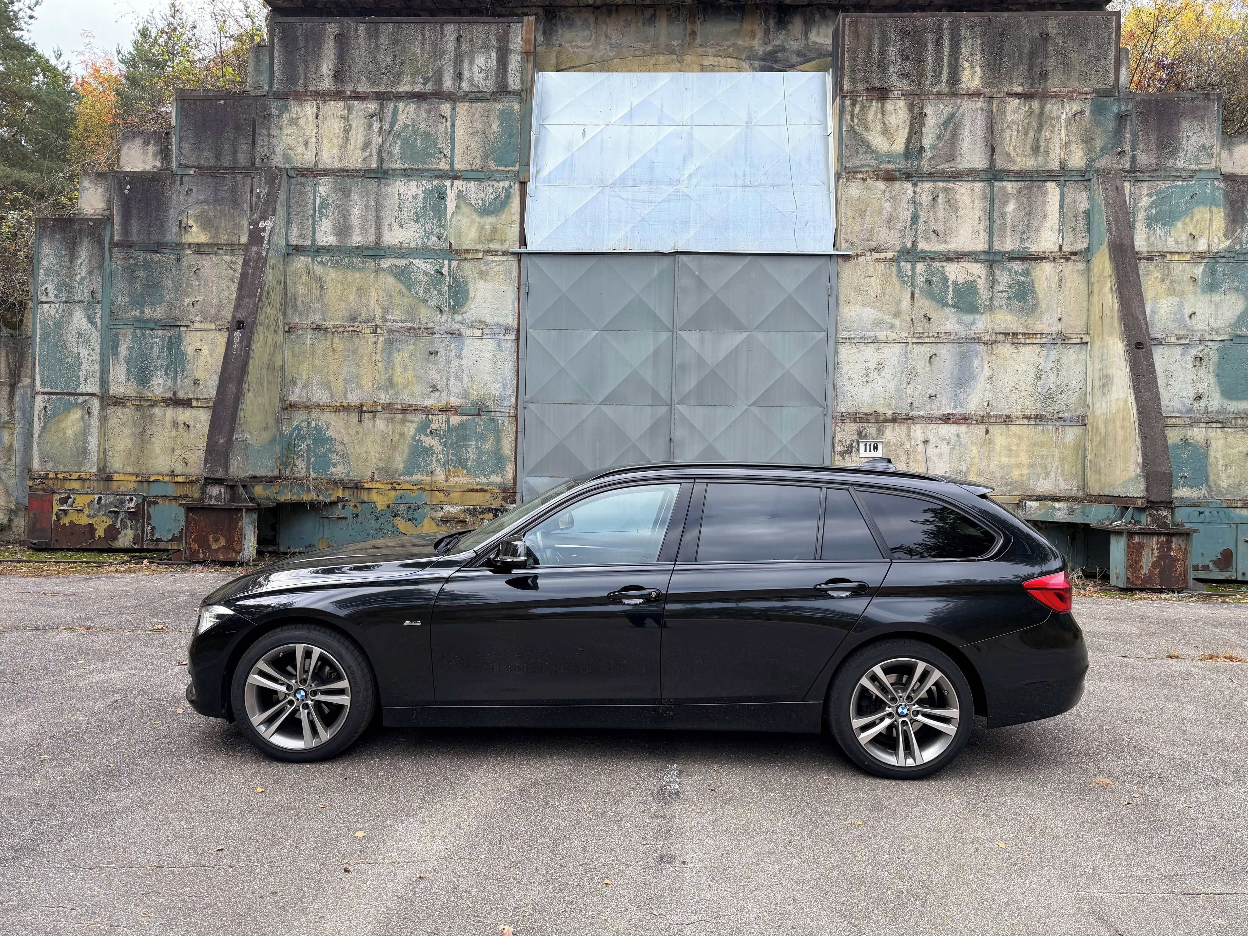 BMW Řada 3, 320i F31 Sportline Automat - fotka 5