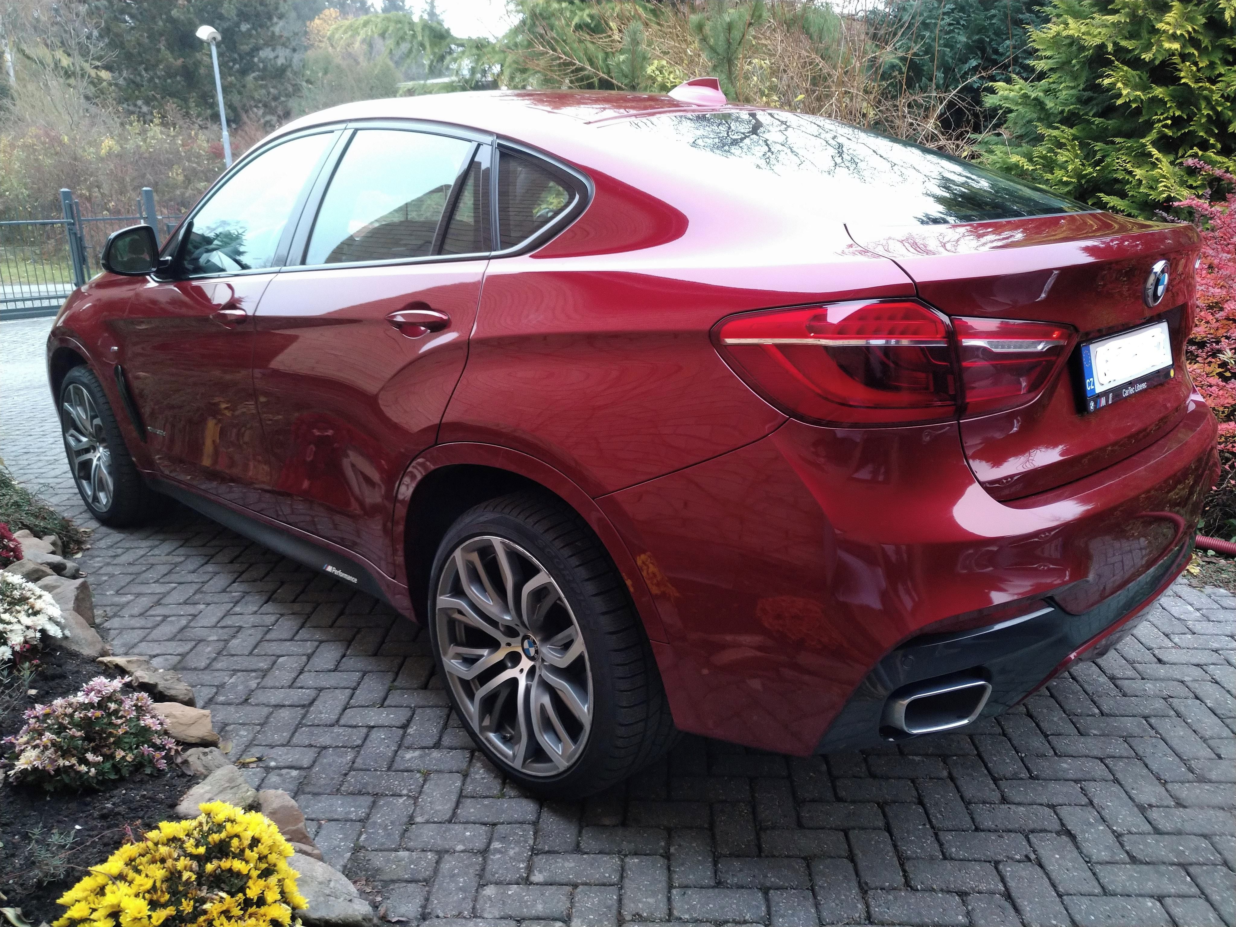 BMW X6, xDrive30d, M Paket - fotka 4