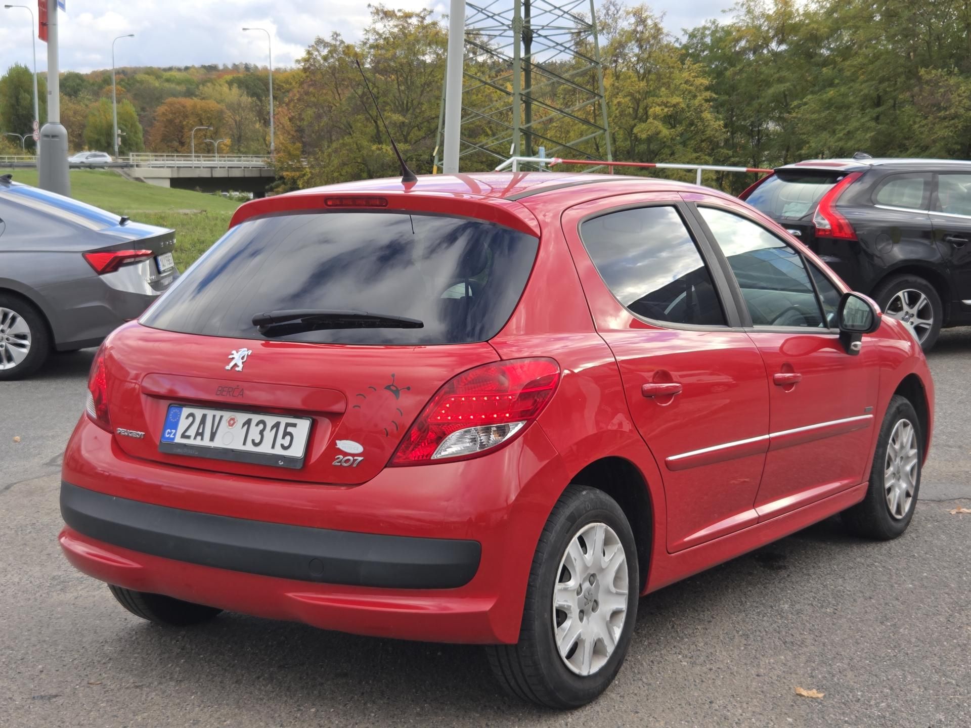 Peugeot 207, 1,4i lze i na splátky VŠEM! - fotka 4