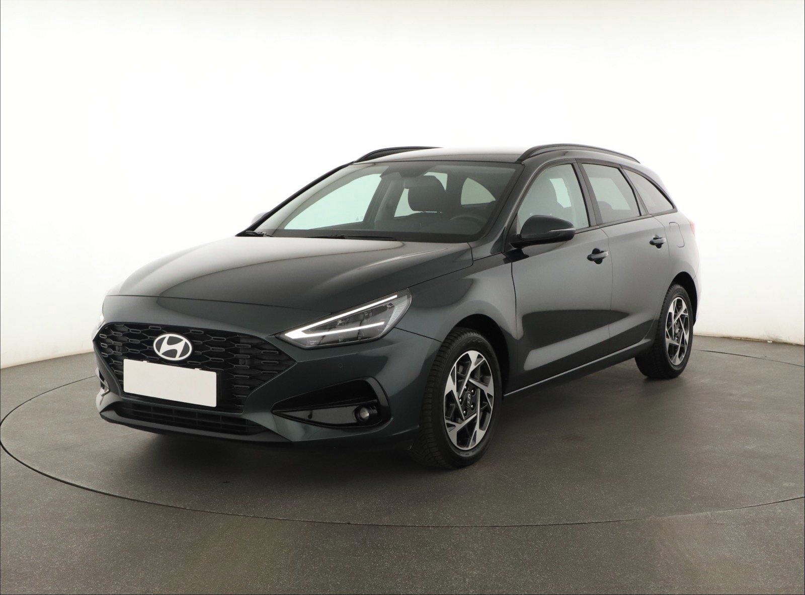 Hyundai i30, 1.5 DPI, Family Smart, Navi - fotka 3