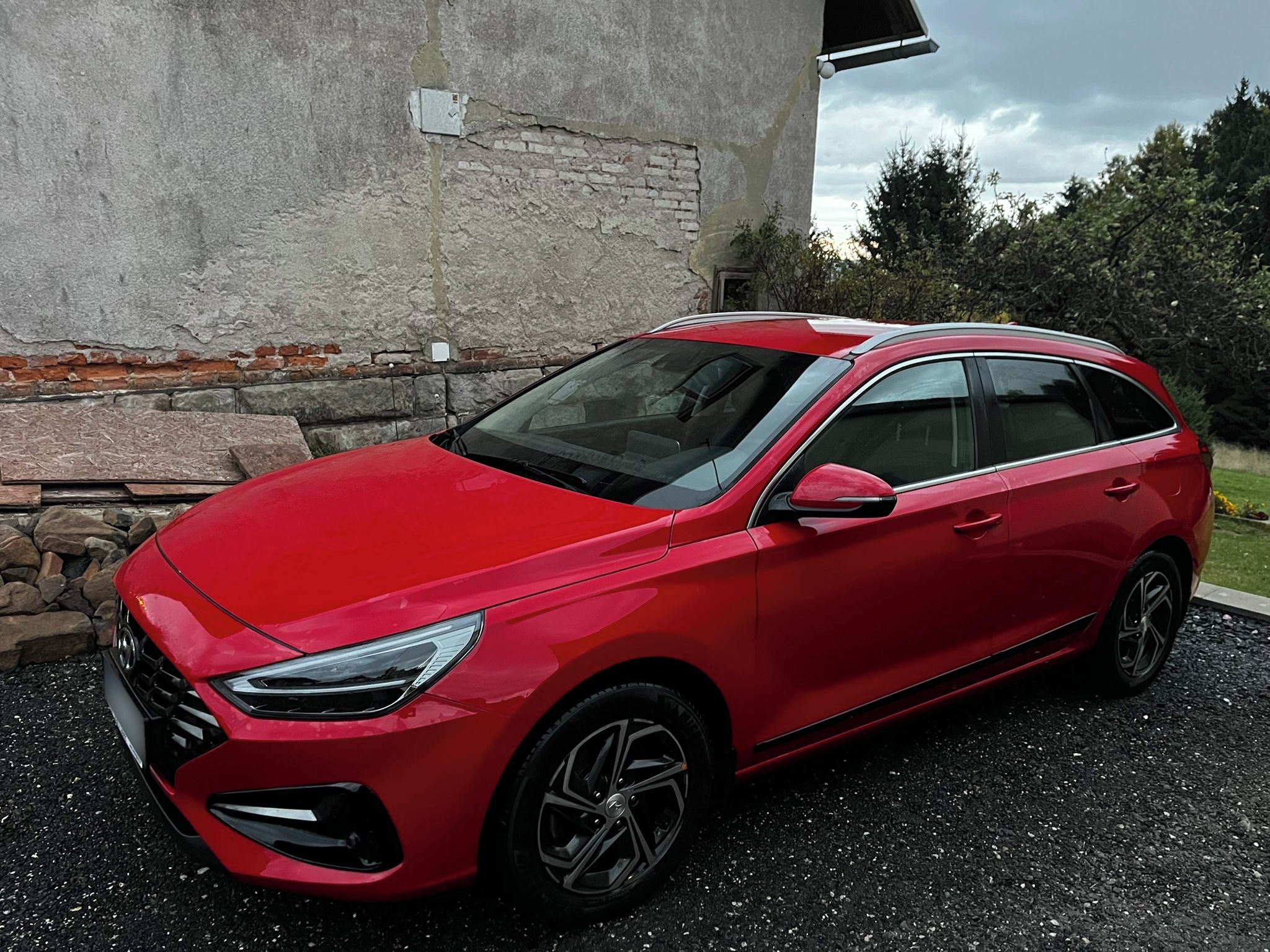 Hyundai i30, 1.5 DPi, tažné, vyhřev sedadel