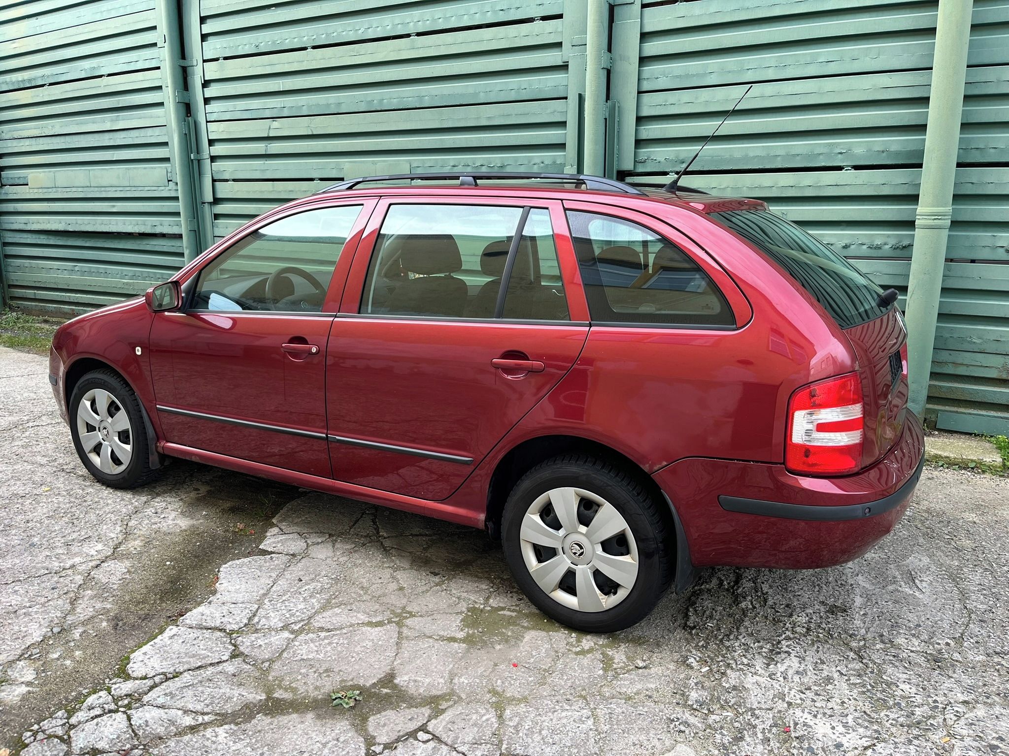 Škoda Fabia, 1.4 16V 59kW  STK 10/2028 - fotka 5