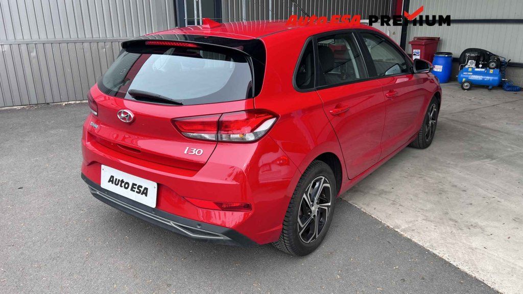 Hyundai i30, 1.0 T-GDI,ČR - fotka 2