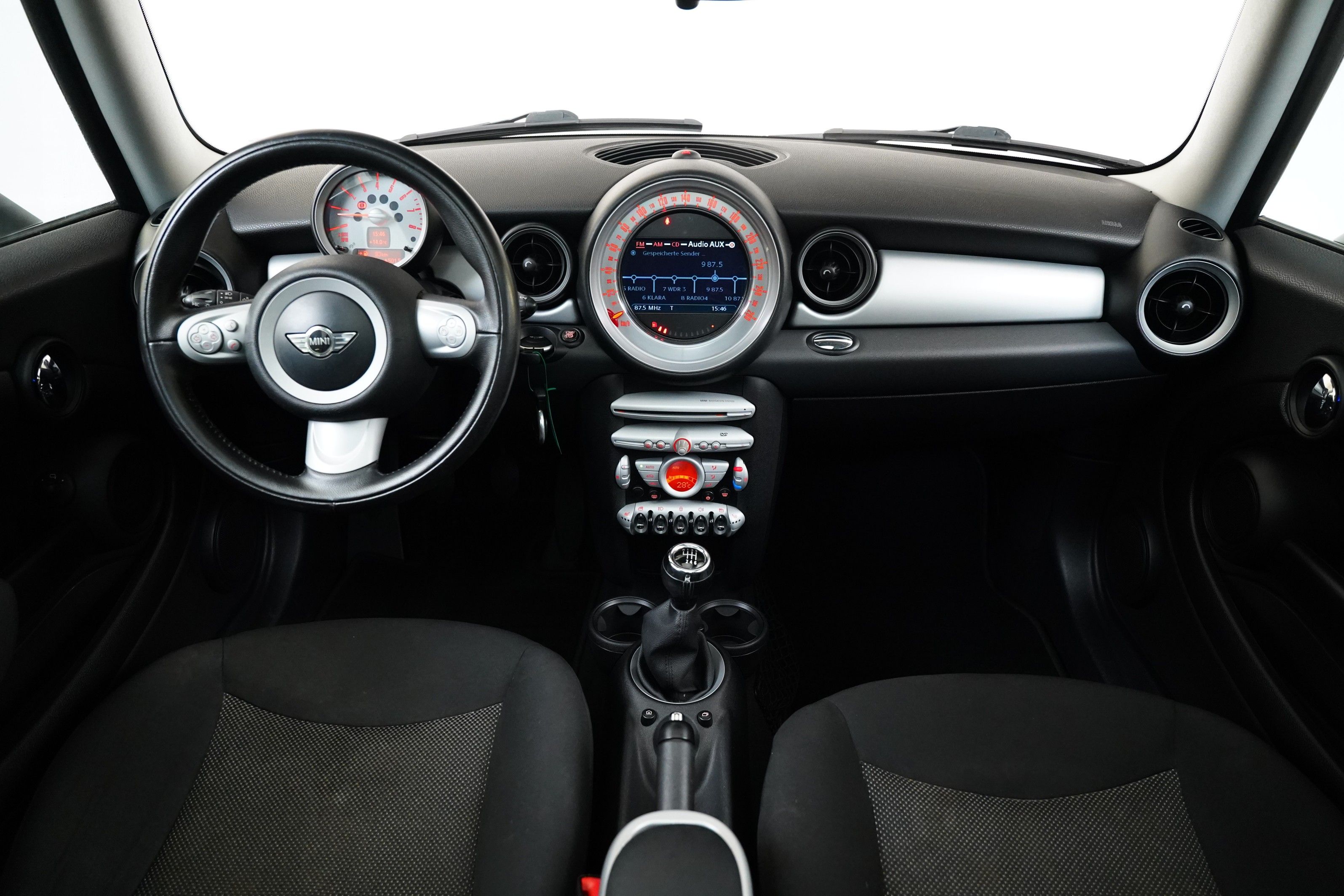 Mini Cooper, 1.6 i 90 kW - fotka 5