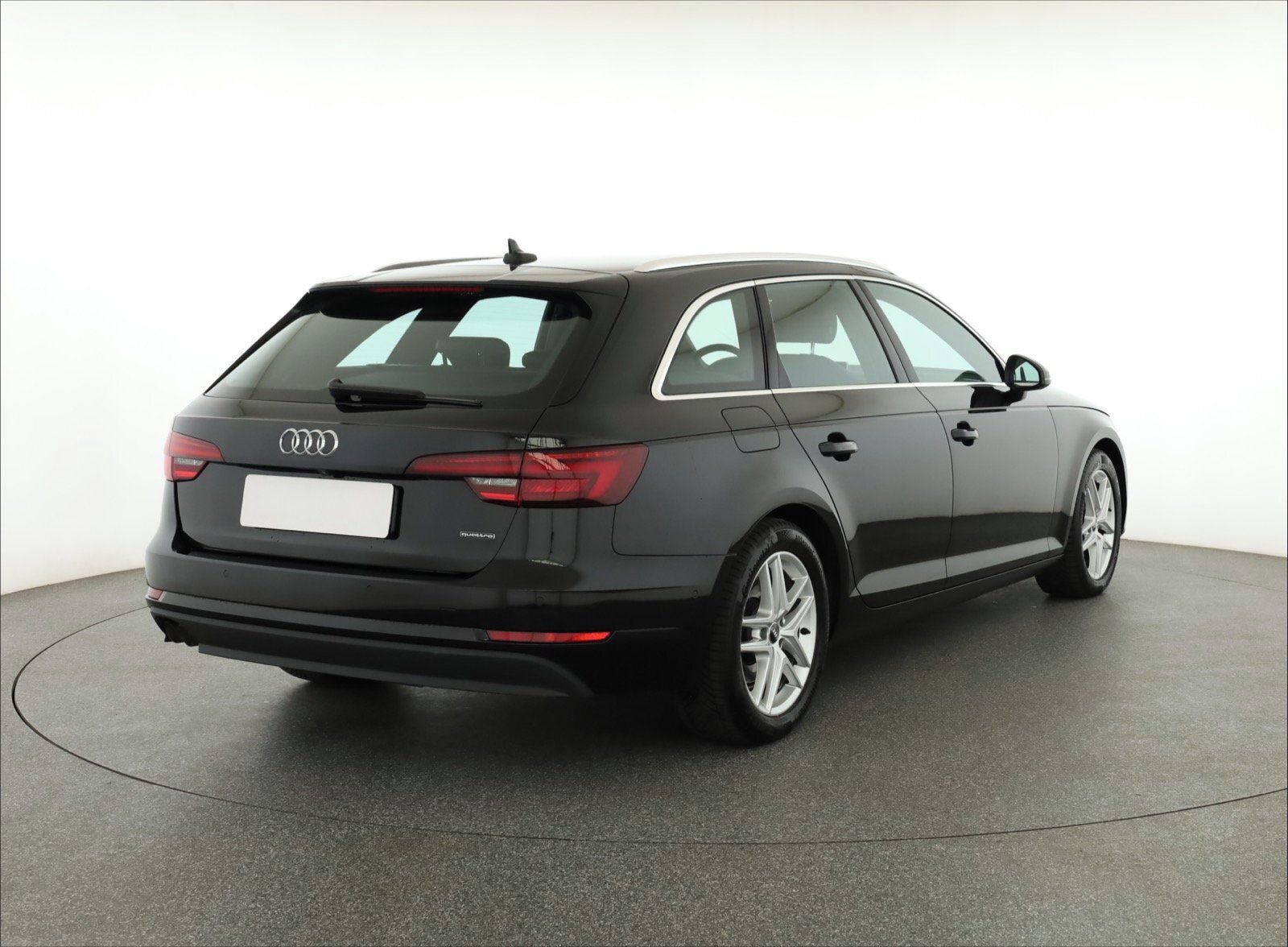Audi A4, 2.0 TDI, 4X4, Automat - fotka 5