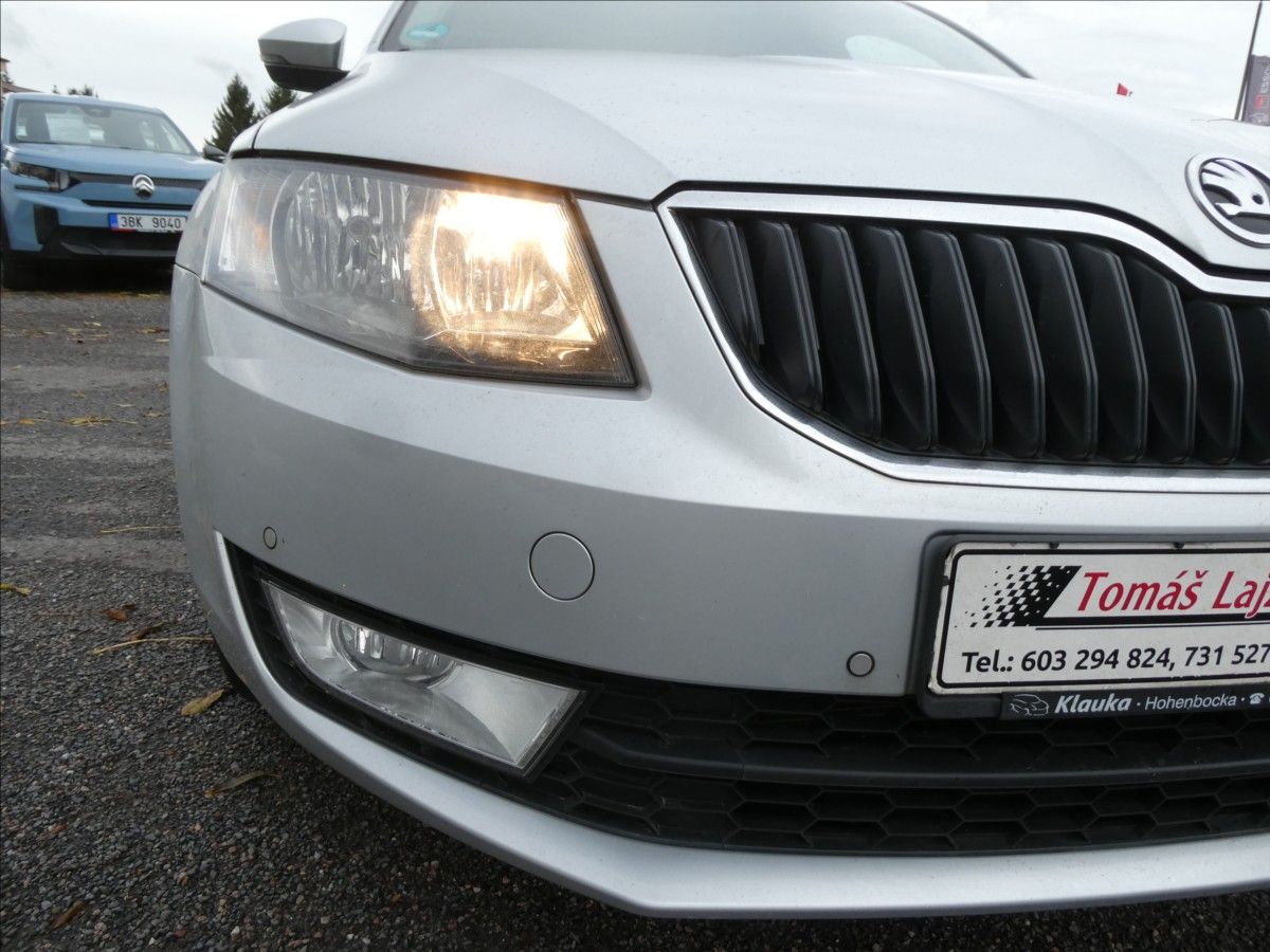 Škoda Octavia, 1,4 TSi 110kW DSG, 2x Alu kola - fotka 5