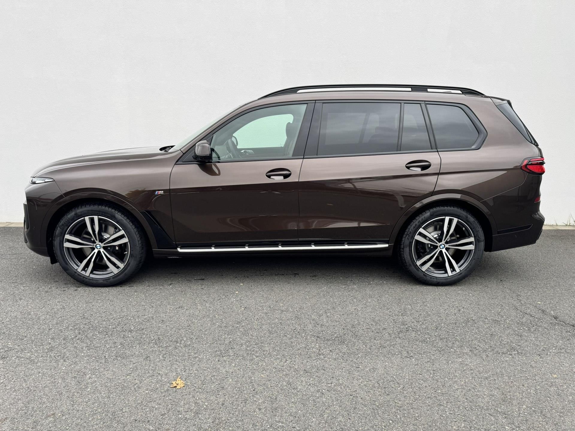 BMW X7, X7 xDrive40d - fotka 3
