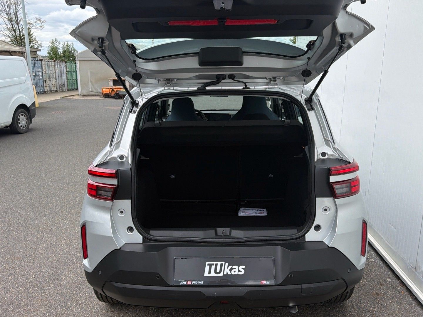 Opel Frontera, 1.2Hybrid Turbo 110k 81kW Edit - fotka 6