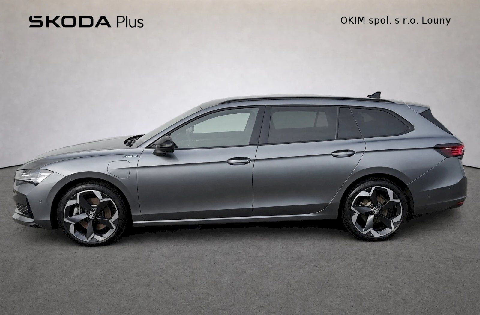 Škoda Superb, combi SportLine iV 1,5 Tsi DSG - fotka 3
