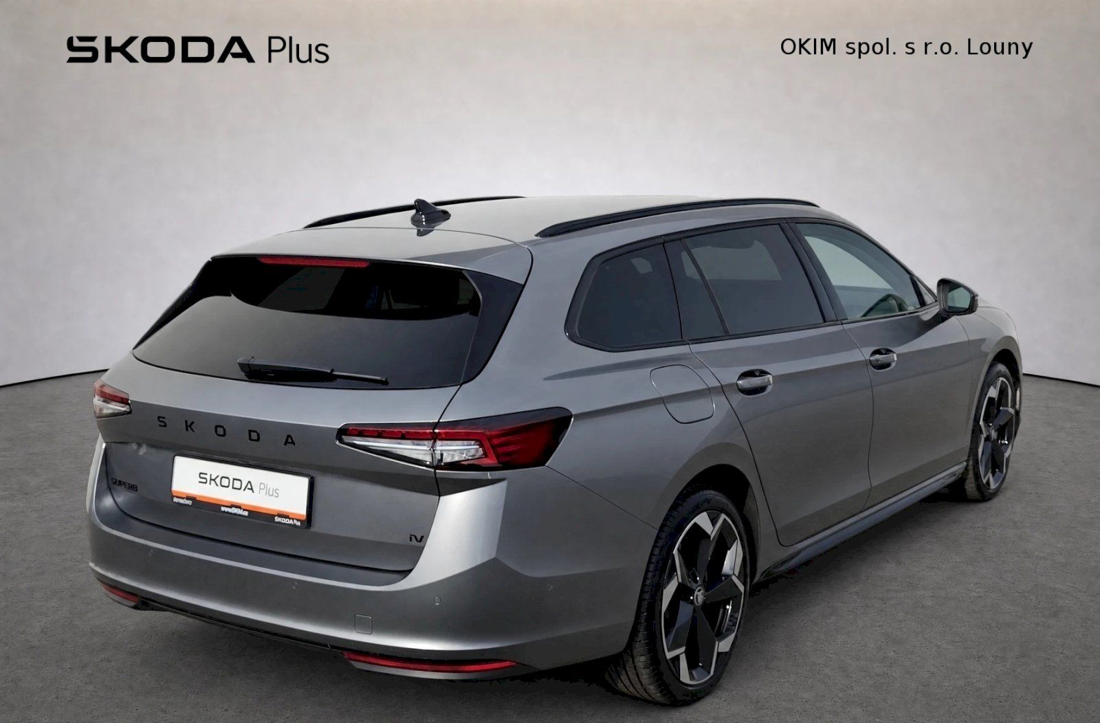 Škoda Superb, combi SportLine iV 1,5 Tsi DSG - fotka 2
