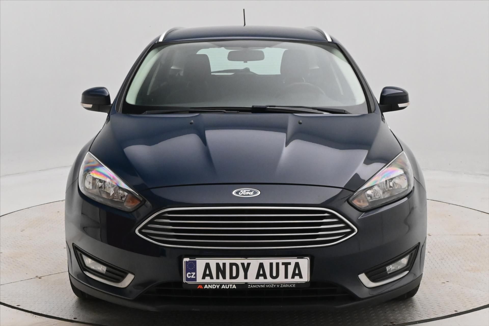Ford Focus, 1,0 EcoBoost 92 kW TAŽNÉ Záruk - fotka 2