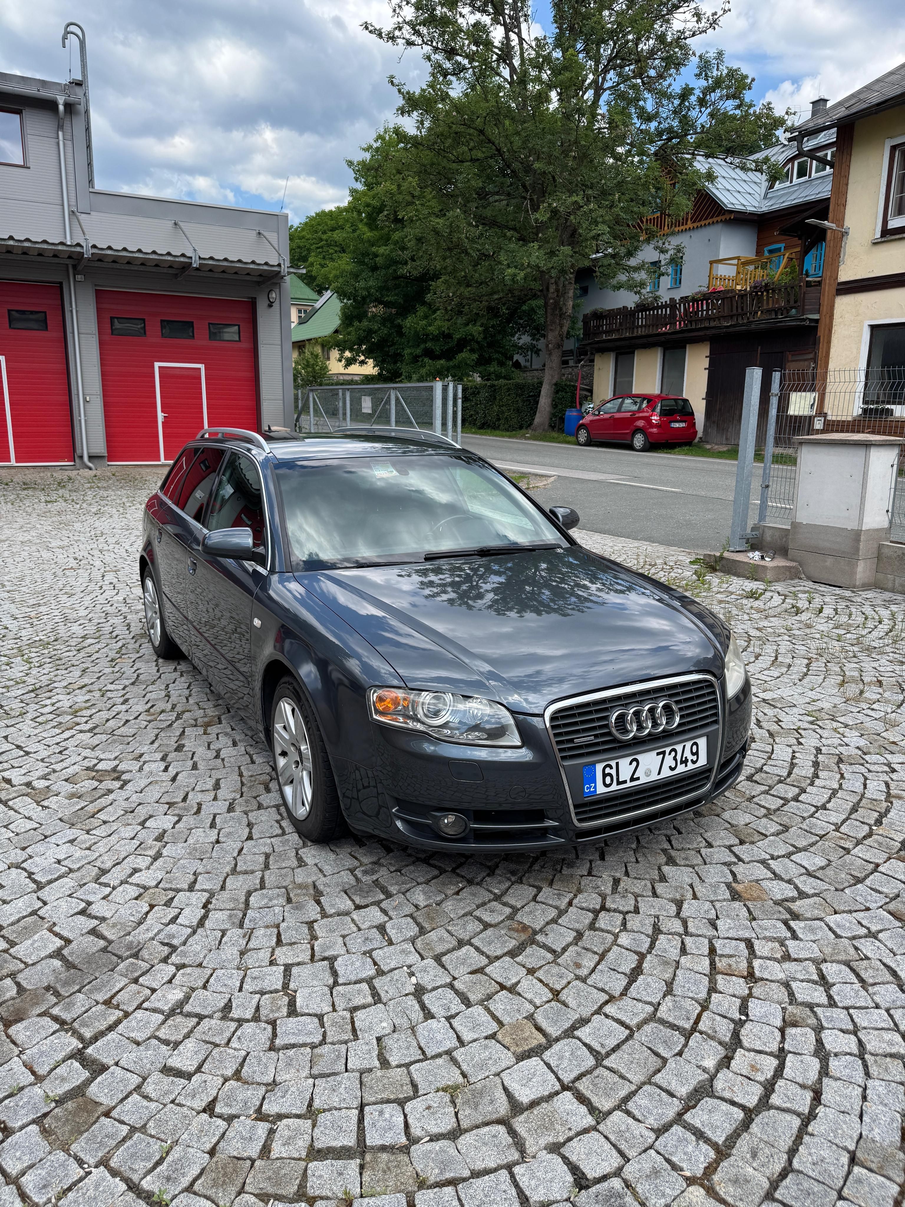 Audi A4 Avant, Audi A4 Avant 2.0 TFSI quattro