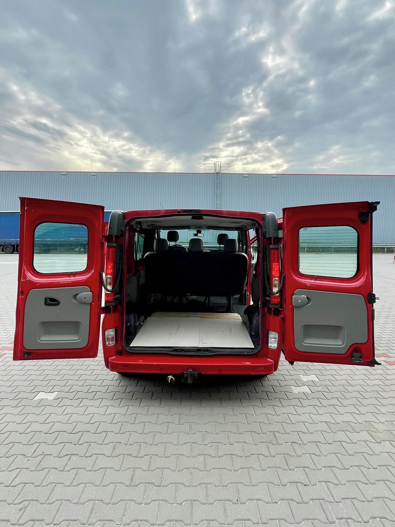 Renault Trafic, Renault Trafic Passenger 2.0 d - fotka 4