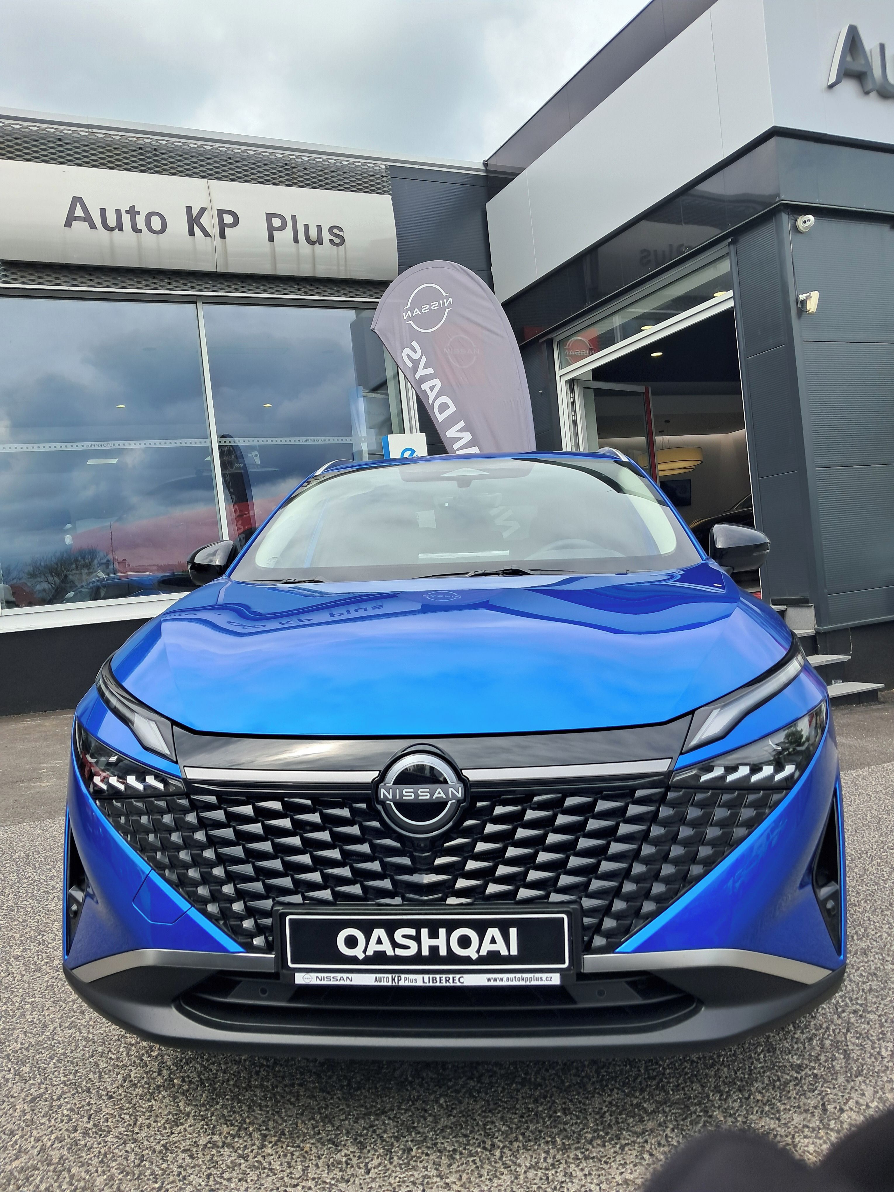 Nissan Qashqai, 1,3 DIG-T 158k AT N-CONNECTA - fotka 2