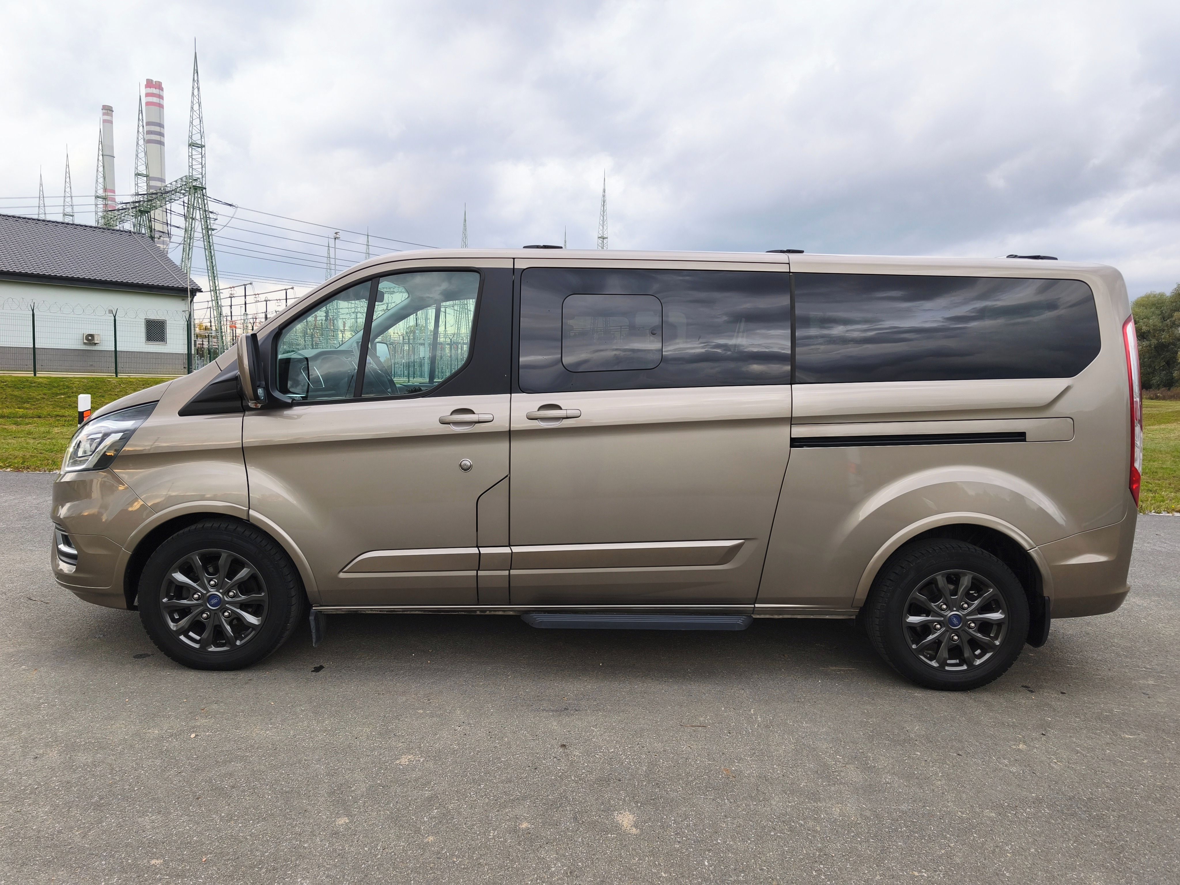 Ford Tourneo Custom, Ford Tourneo Custom 125kw -DPH - fotka 4